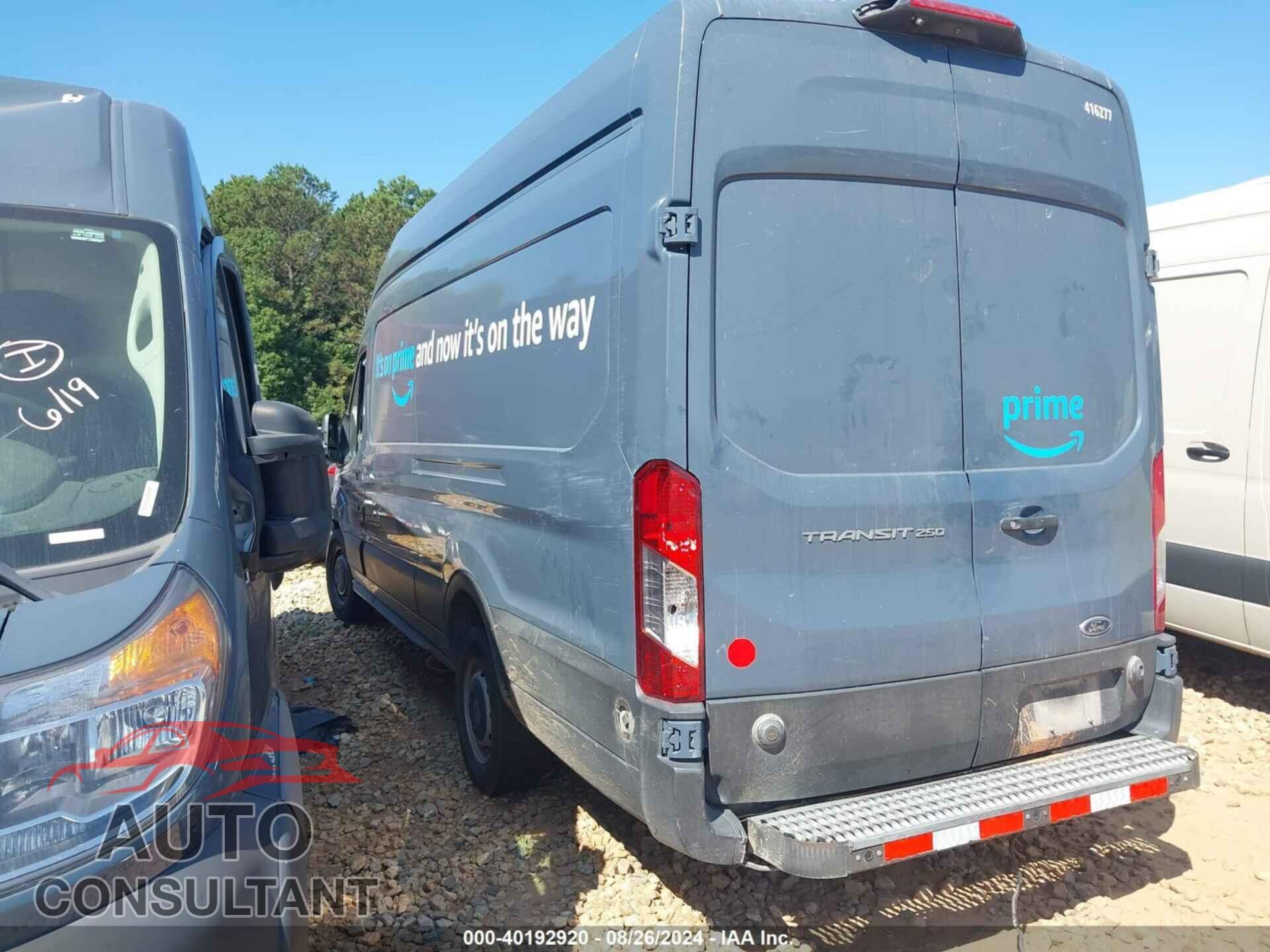 FORD TRANSIT-250 2019 - 1FTYR3XM8KKB13348