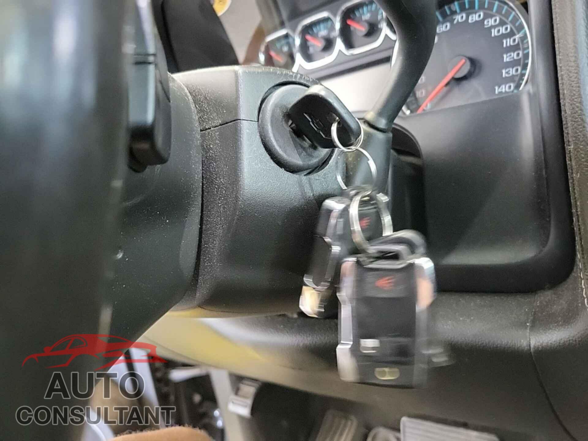 CHEVROLET SILVERADO 2018 - 3GCUKSEC2JG151008