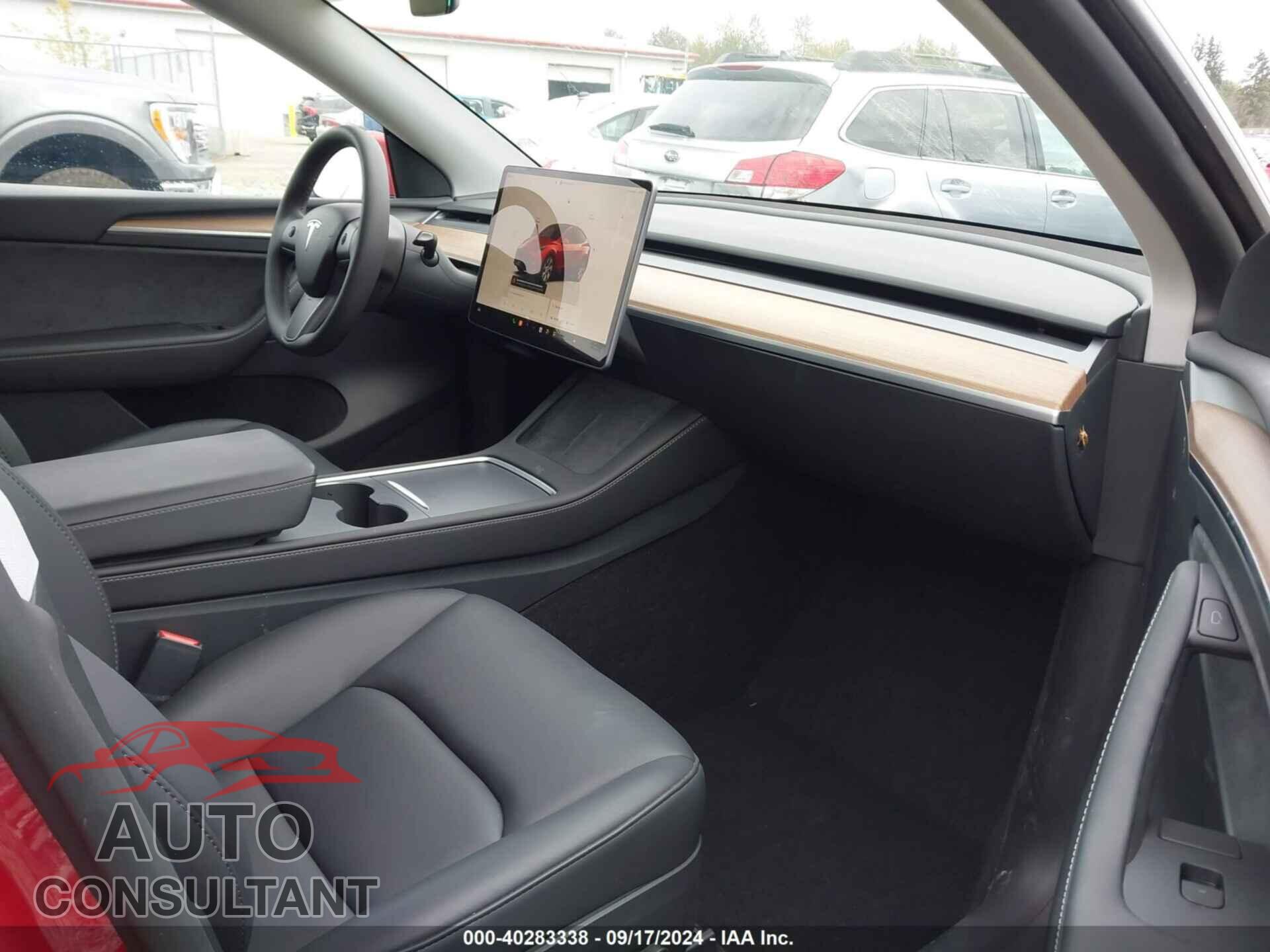 TESLA MODEL Y 2023 - 7SAYGAEE7PF902071