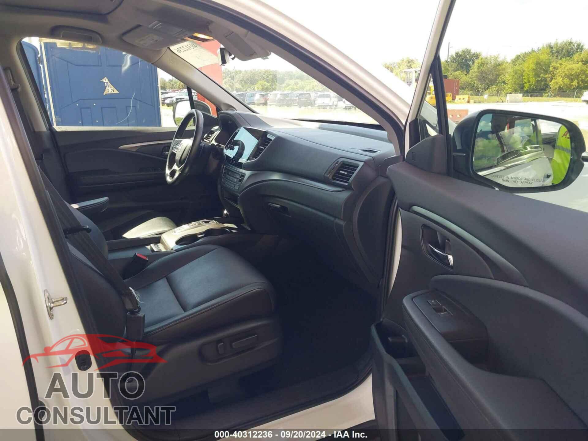 HONDA PILOT 2021 - 5FNYF5H24MB005374