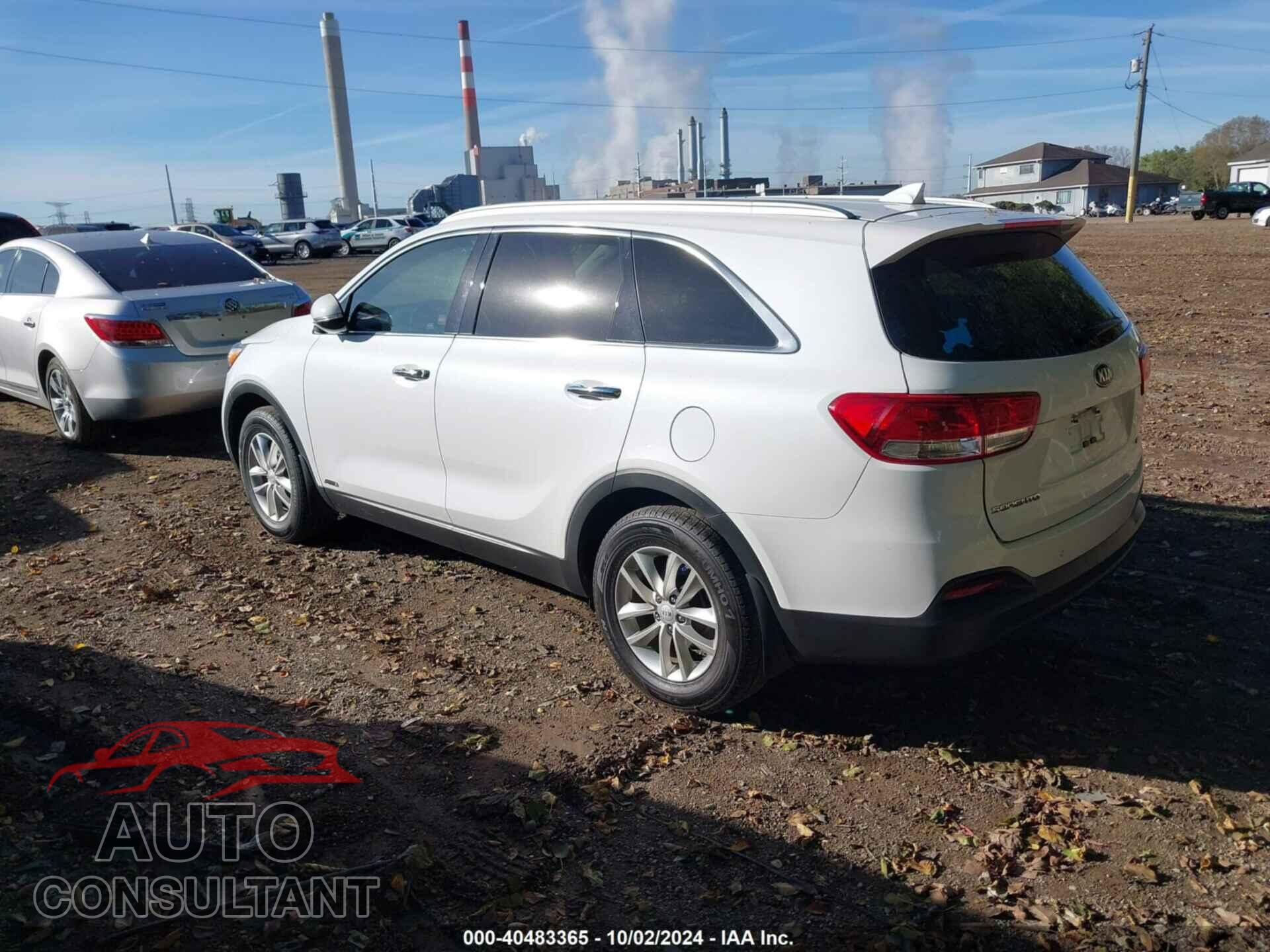 KIA SORENTO 2017 - 5XYPGDA36HG243957