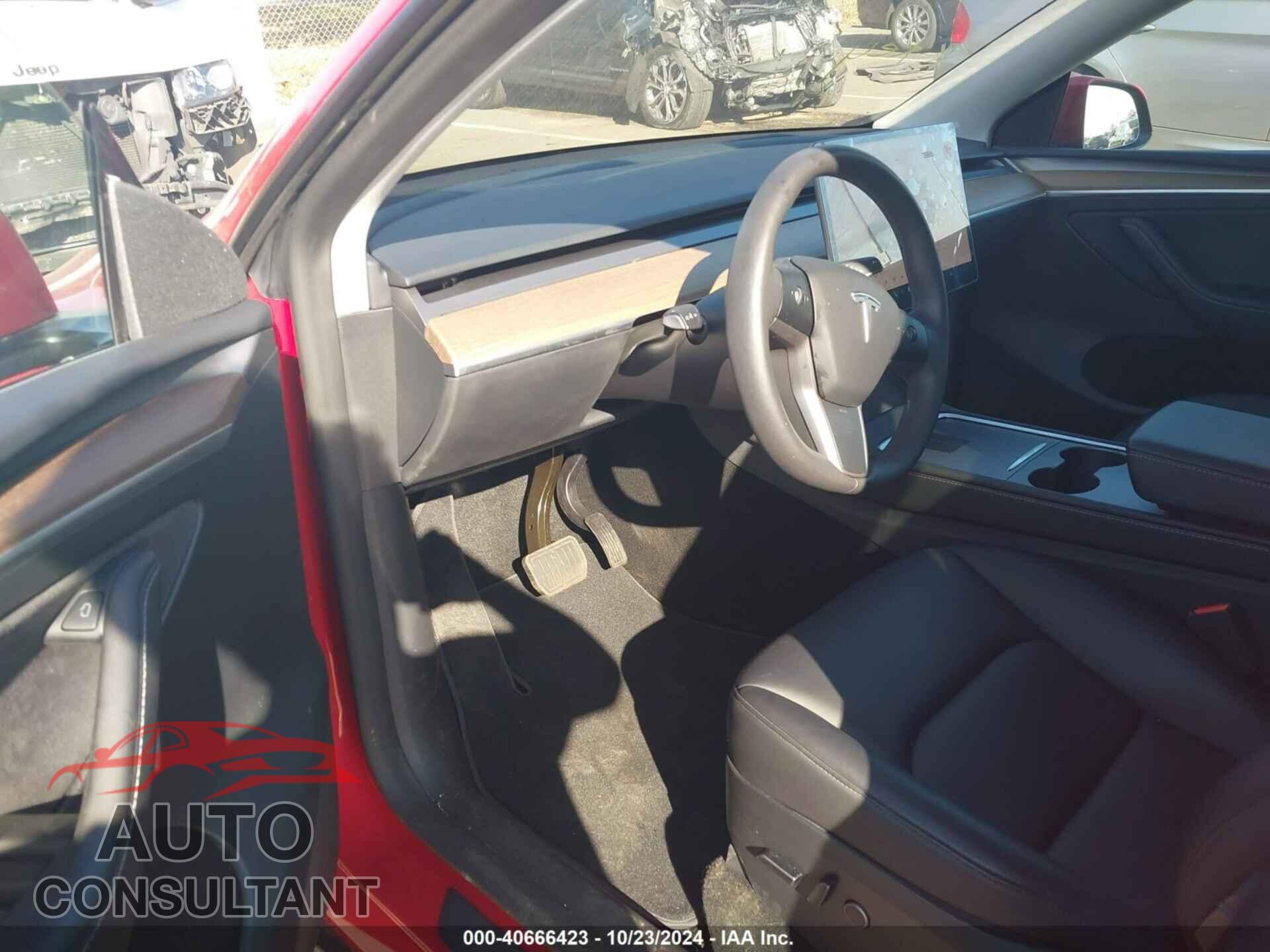 TESLA MODEL Y 2023 - 7SAYGDEE2PF758513