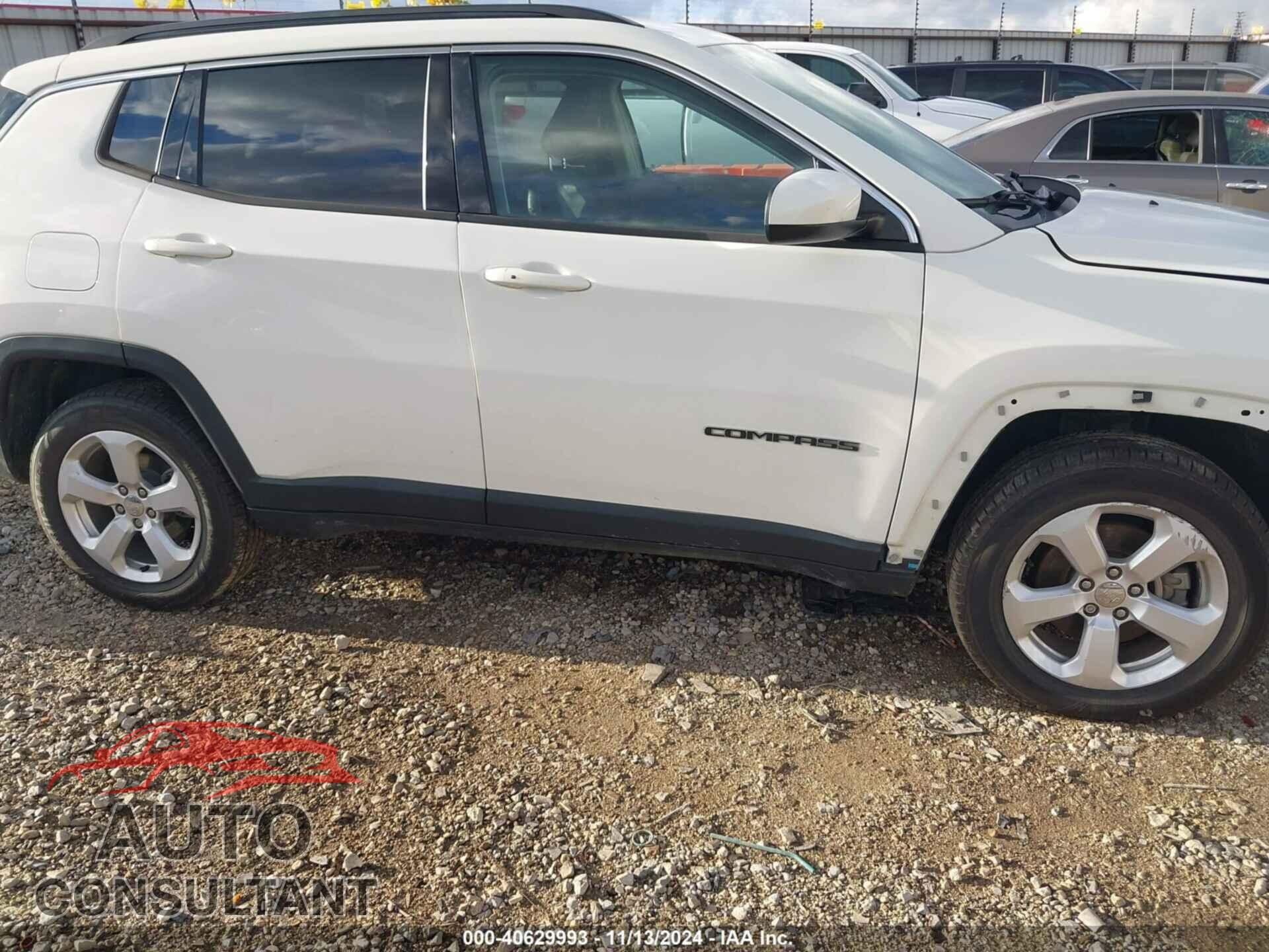 JEEP COMPASS 2018 - 3C4NJDBB1JT259058