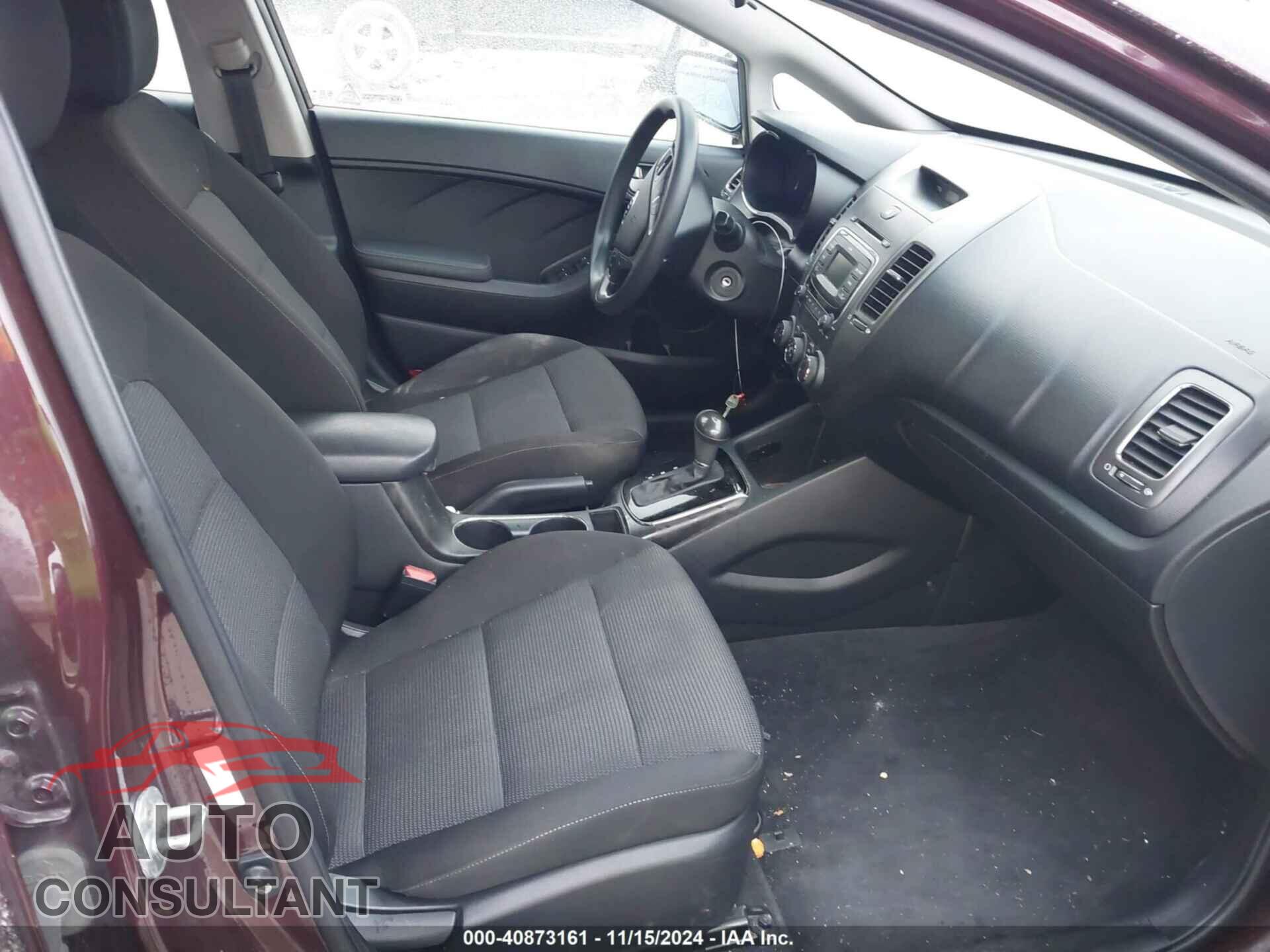 KIA FORTE 2018 - 3KPFK4A71JE177754