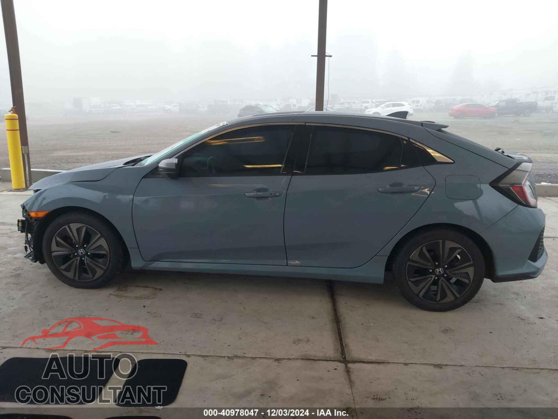 HONDA CIVIC 2017 - SHHFK7H71HU222279
