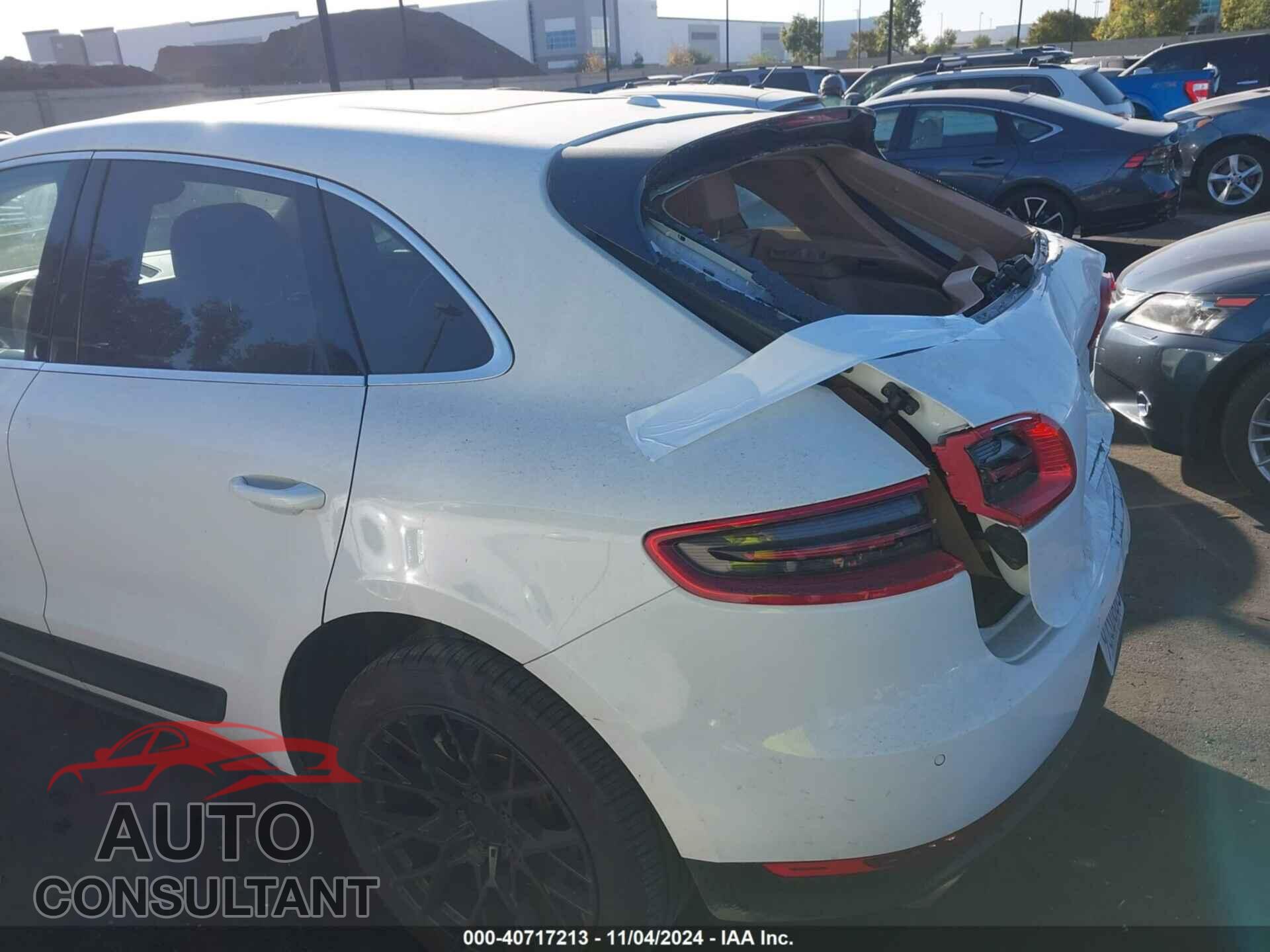 PORSCHE MACAN 2015 - WP1AB2A51FLB59300
