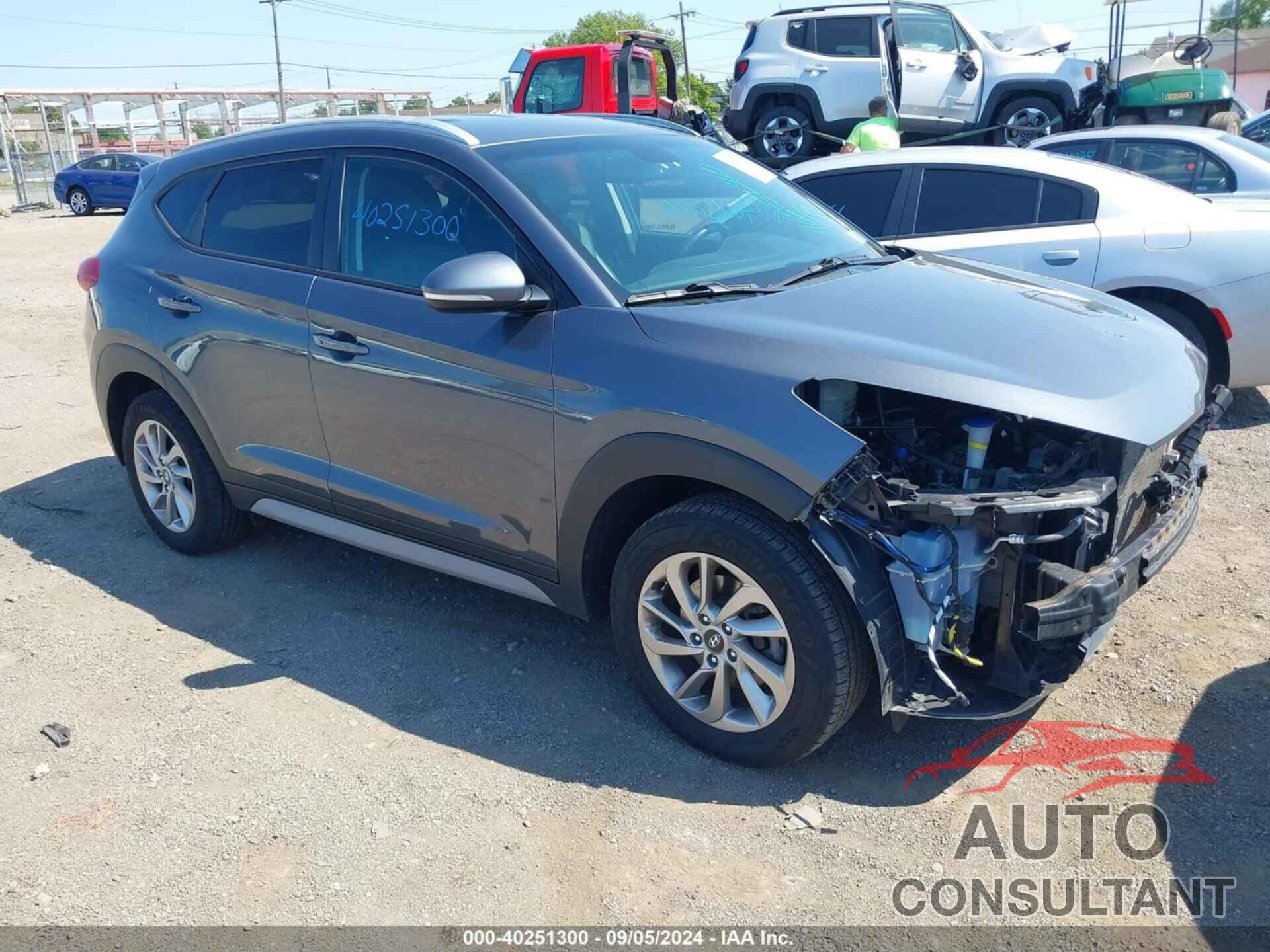 HYUNDAI TUCSON 2017 - KM8J3CA42HU492111