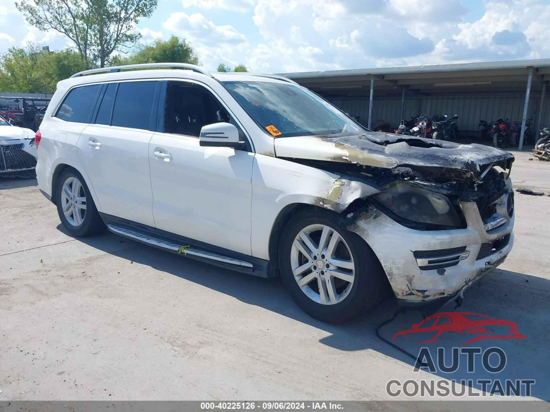 MERCEDES-BENZ GL 450 2016 - 4JGDF6EE0GA711754