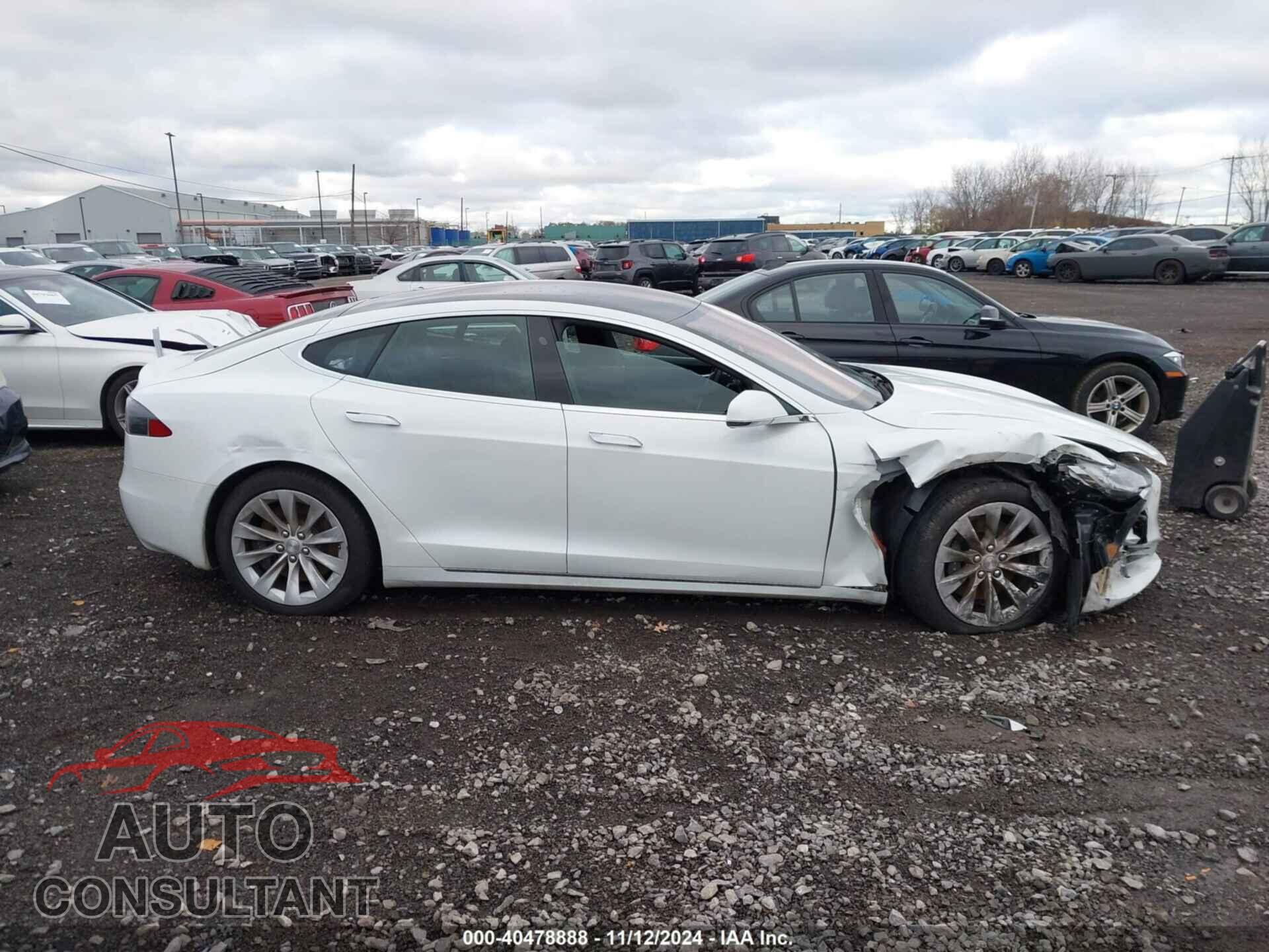 TESLA MODEL S 2017 - 5YJSA1E26HF192530
