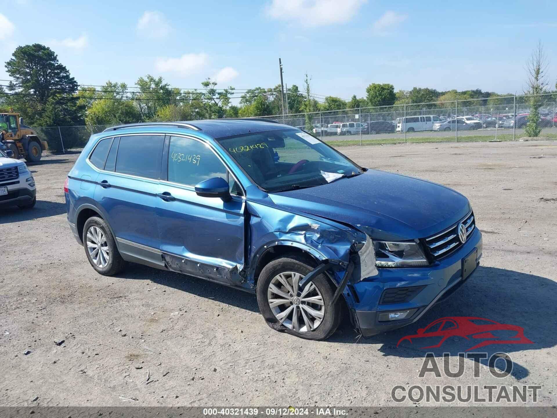 VOLKSWAGEN TIGUAN 2018 - 3VV2B7AX4JM038869