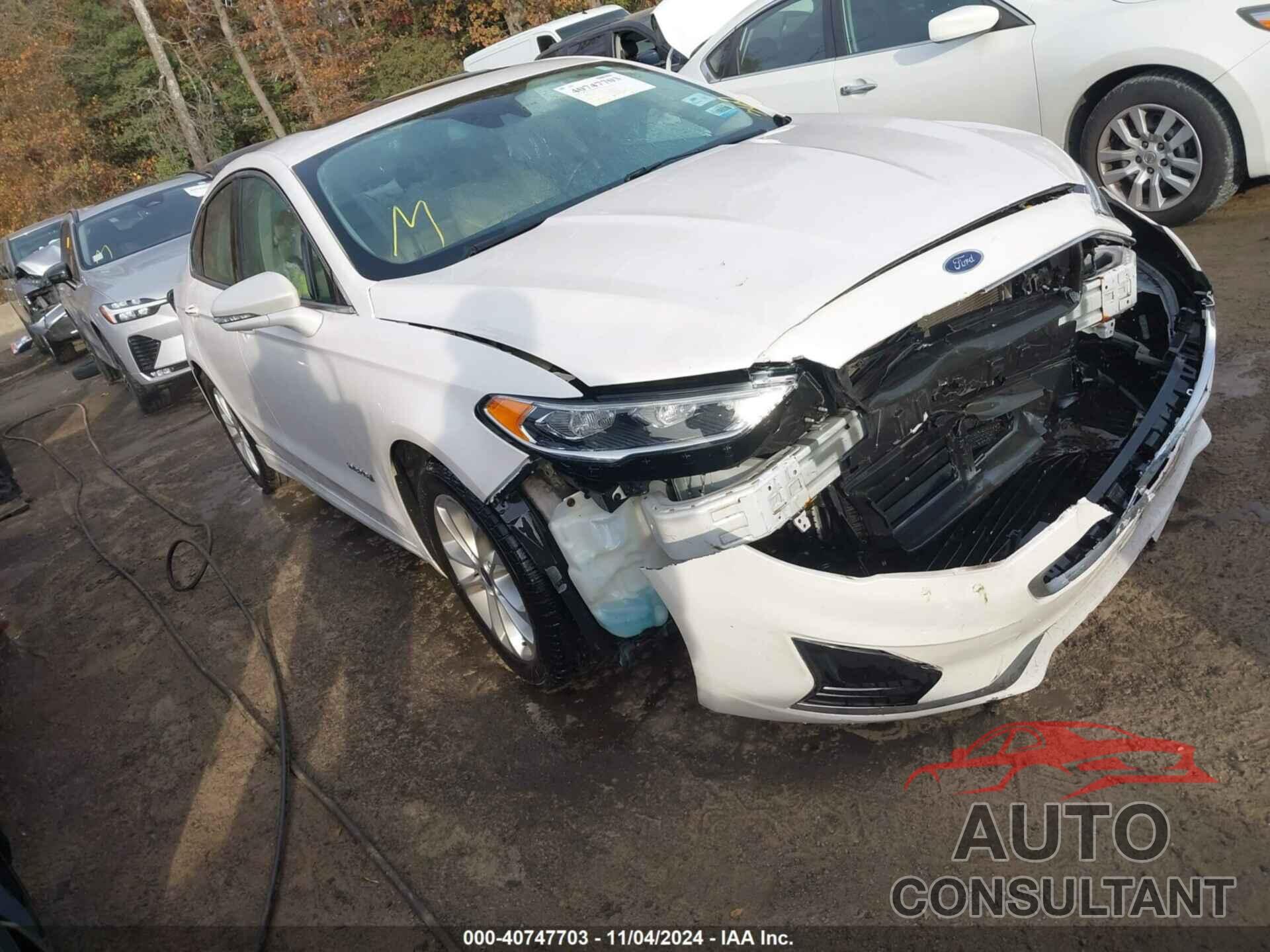 FORD FUSION HYBRID 2019 - 3FA6P0MU0KR112695