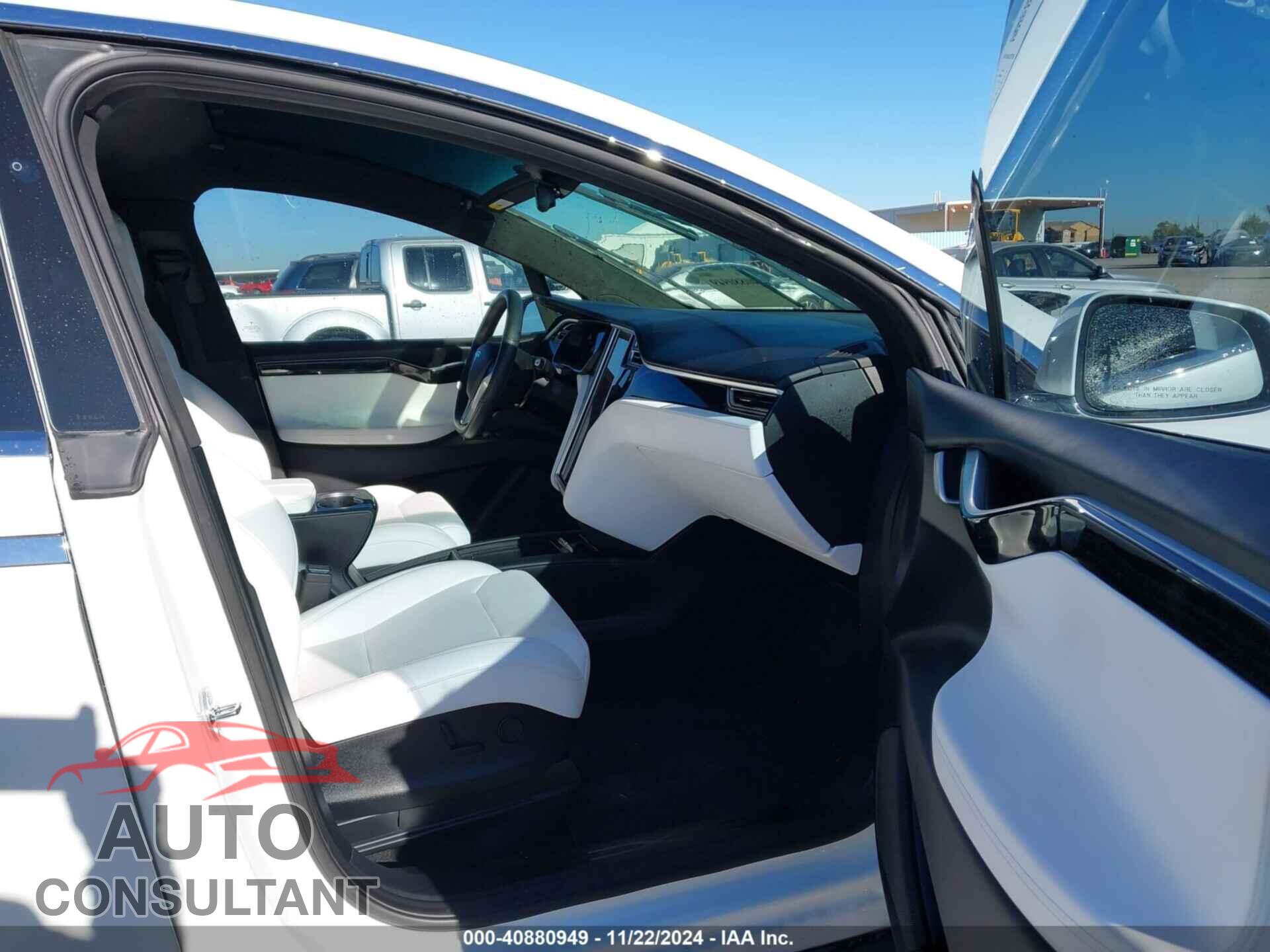 TESLA MODEL X 2017 - 5YJXCBE21HF065092