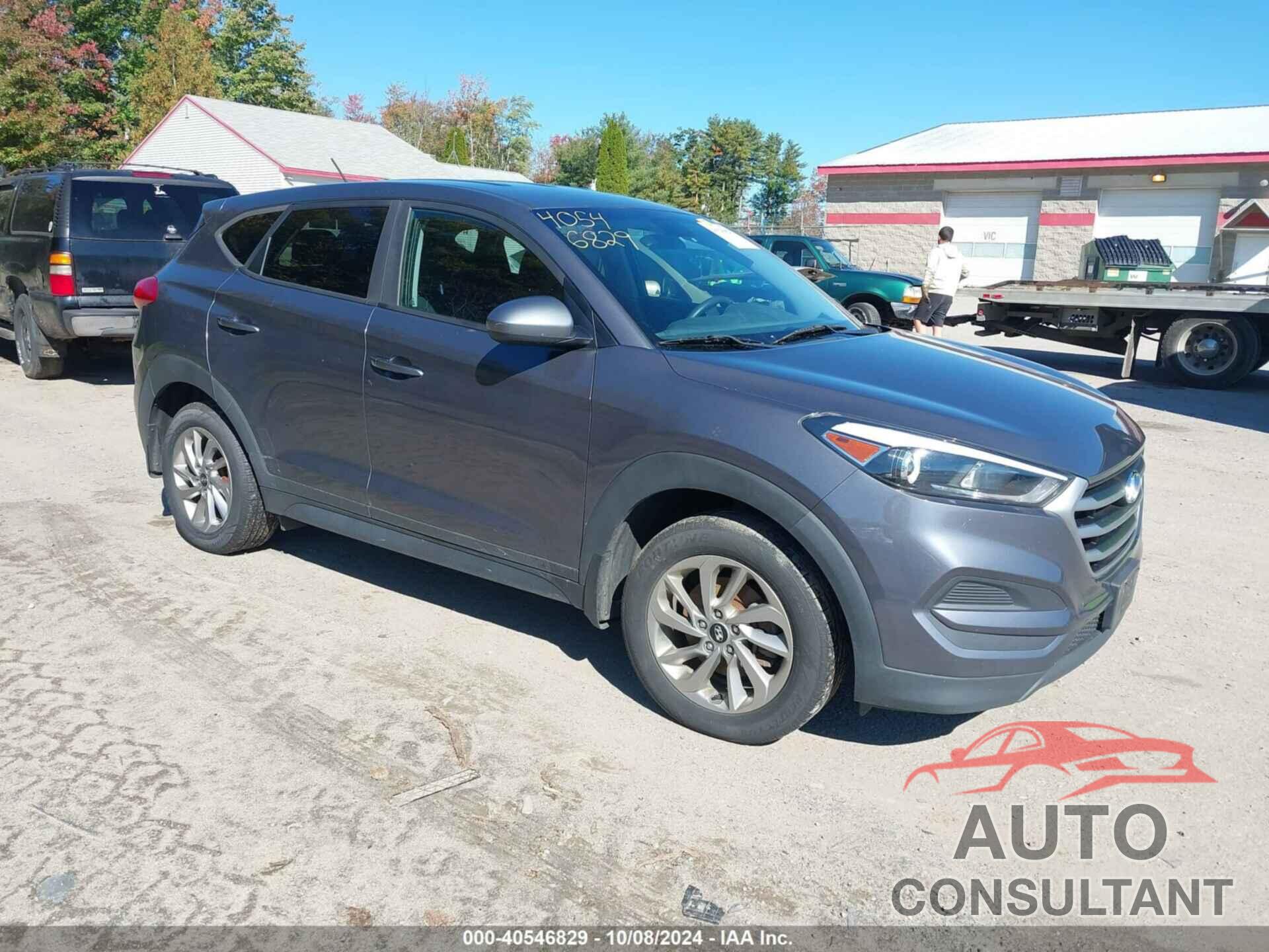 HYUNDAI TUCSON 2018 - KM8J2CA49JU811139