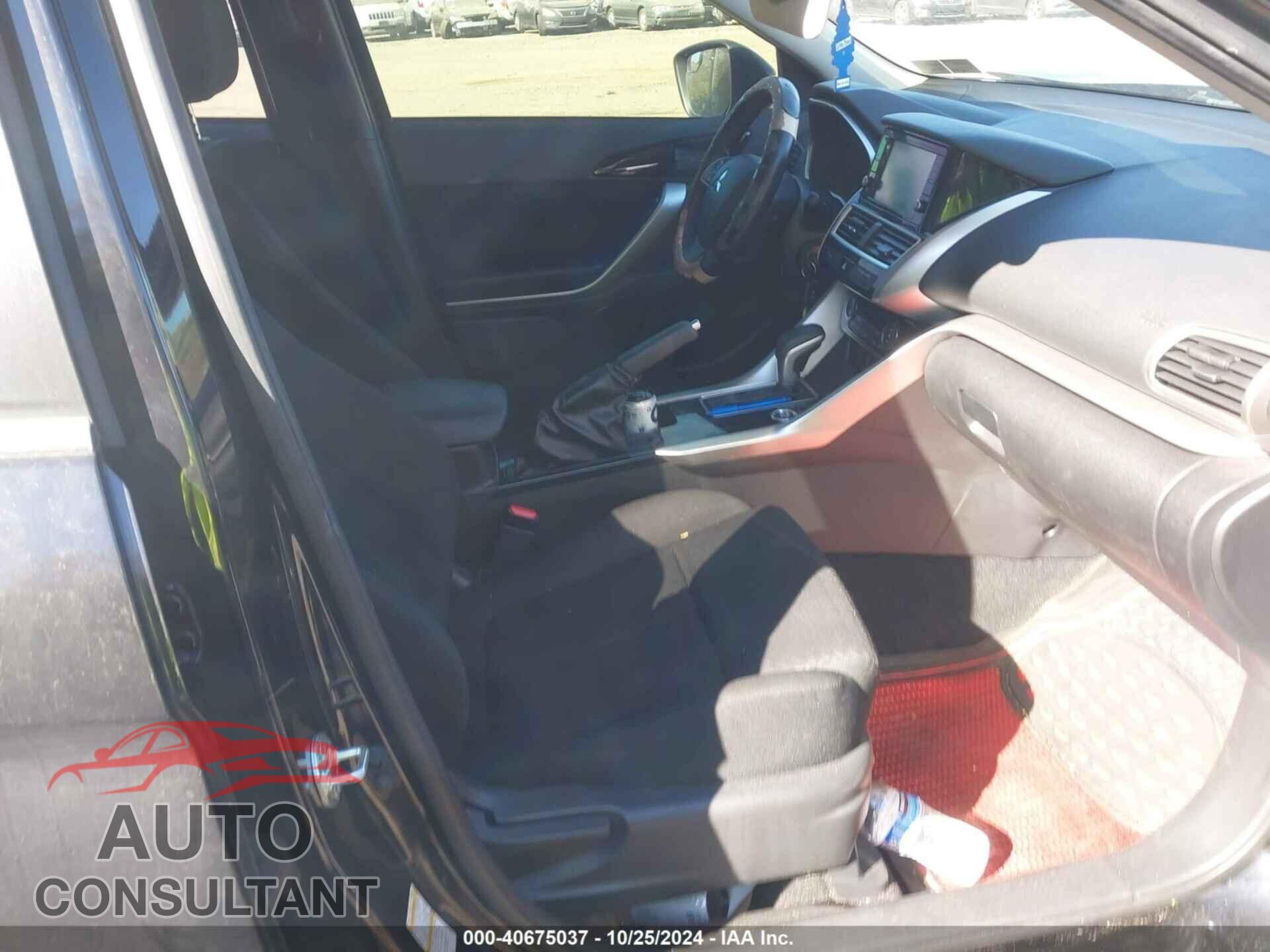 MITSUBISHI ECLIPSE CROSS 2020 - JA4AT3AA5LZ001143