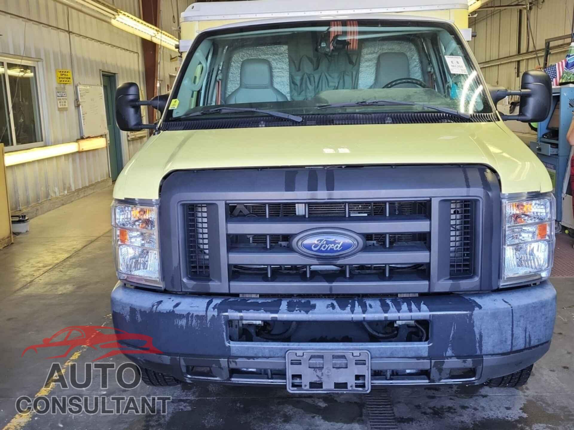 FORD ECONOLINE 2017 - 1FDXE4FS7HDC68608