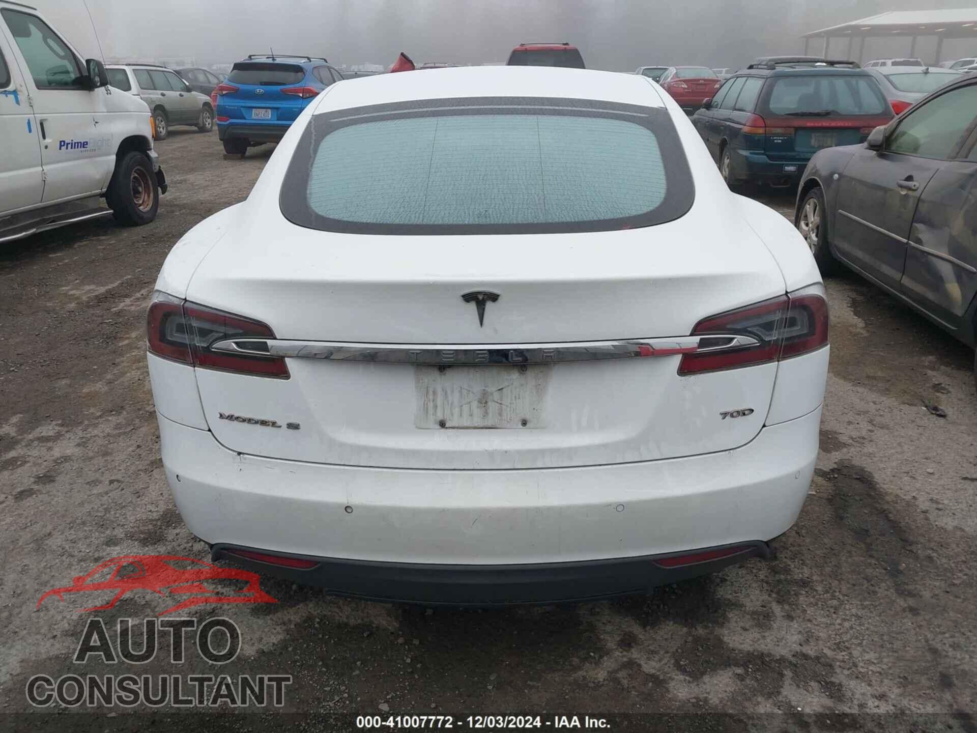 TESLA MODEL S 2015 - 5YJSA1E2XFF111896