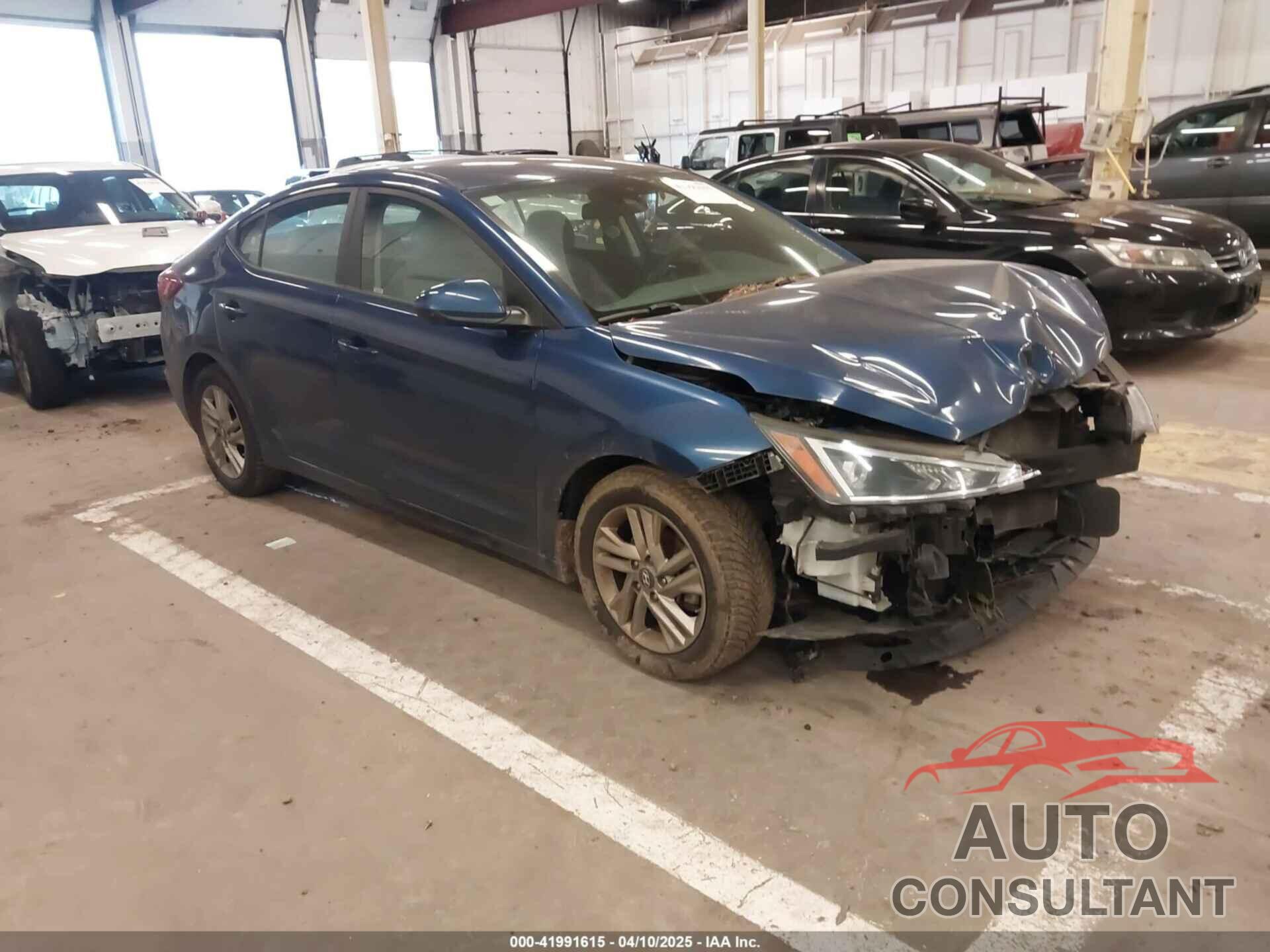 HYUNDAI ELANTRA 2019 - 5NPD84LF5KH438603
