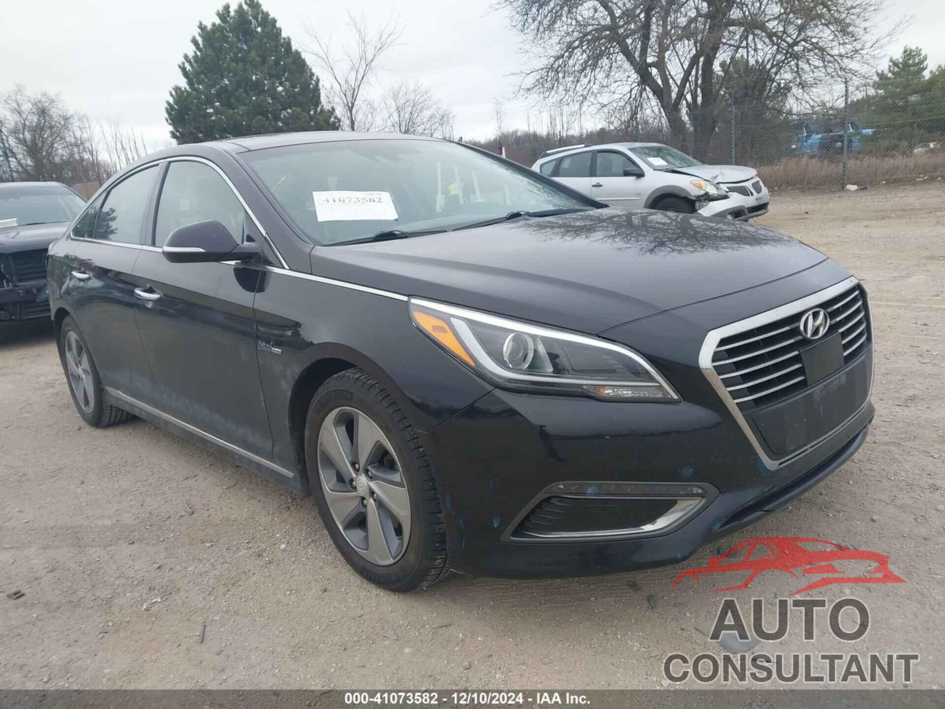 HYUNDAI SONATA HYBRID 2017 - KMHE34L10HA050245