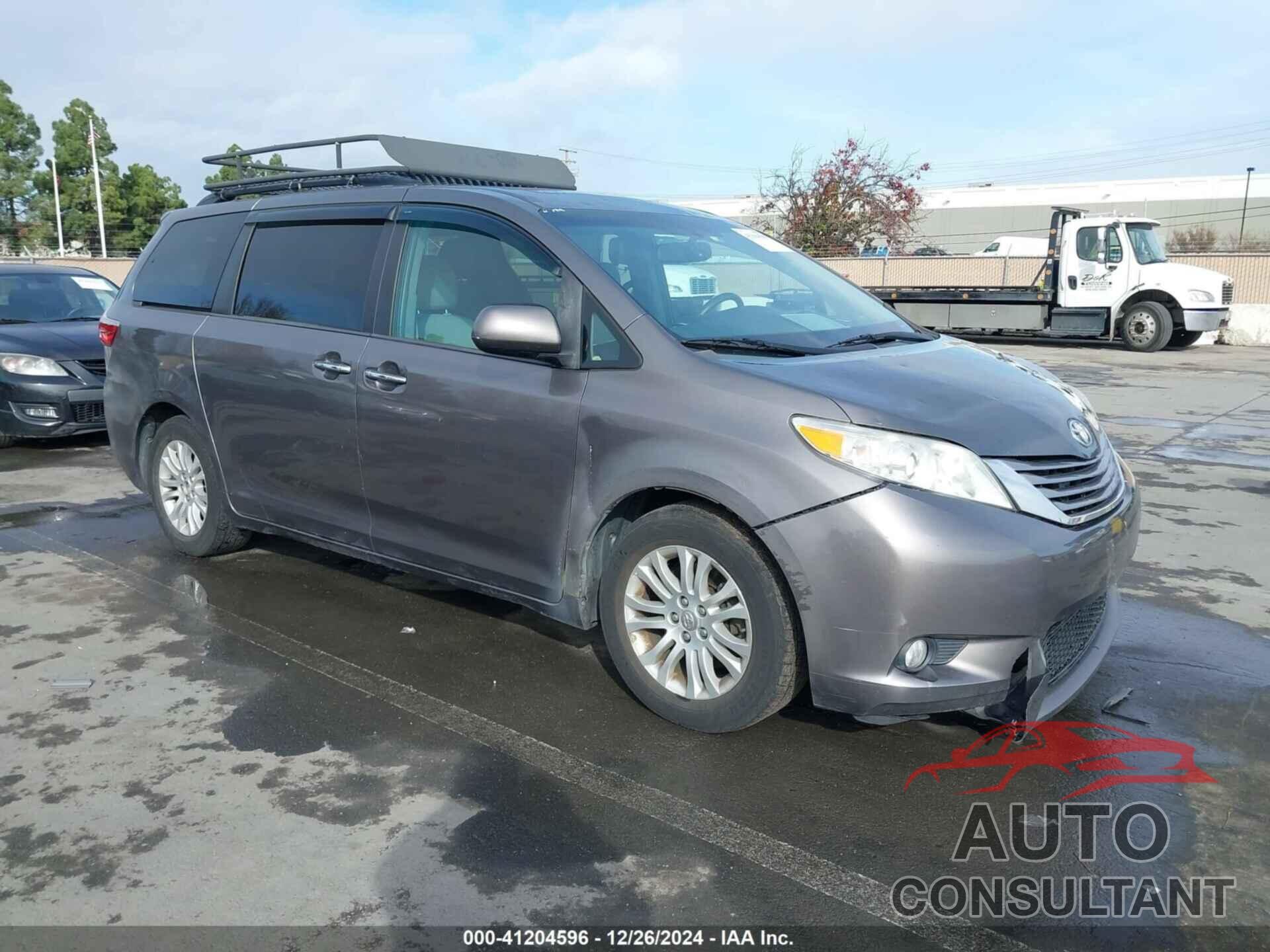 TOYOTA SIENNA 2015 - 5TDYK3DCXFS556969