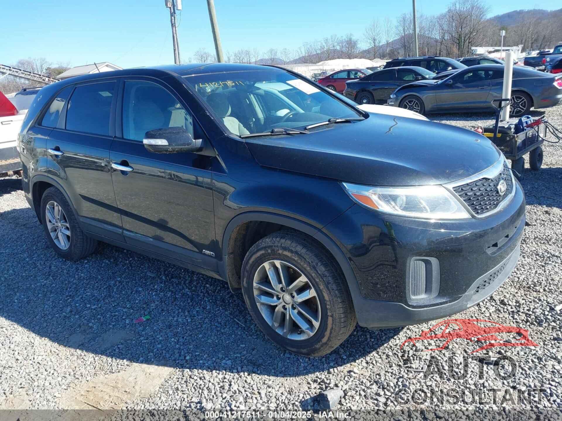KIA SORENTO 2015 - 5XYKTCA61FG656991