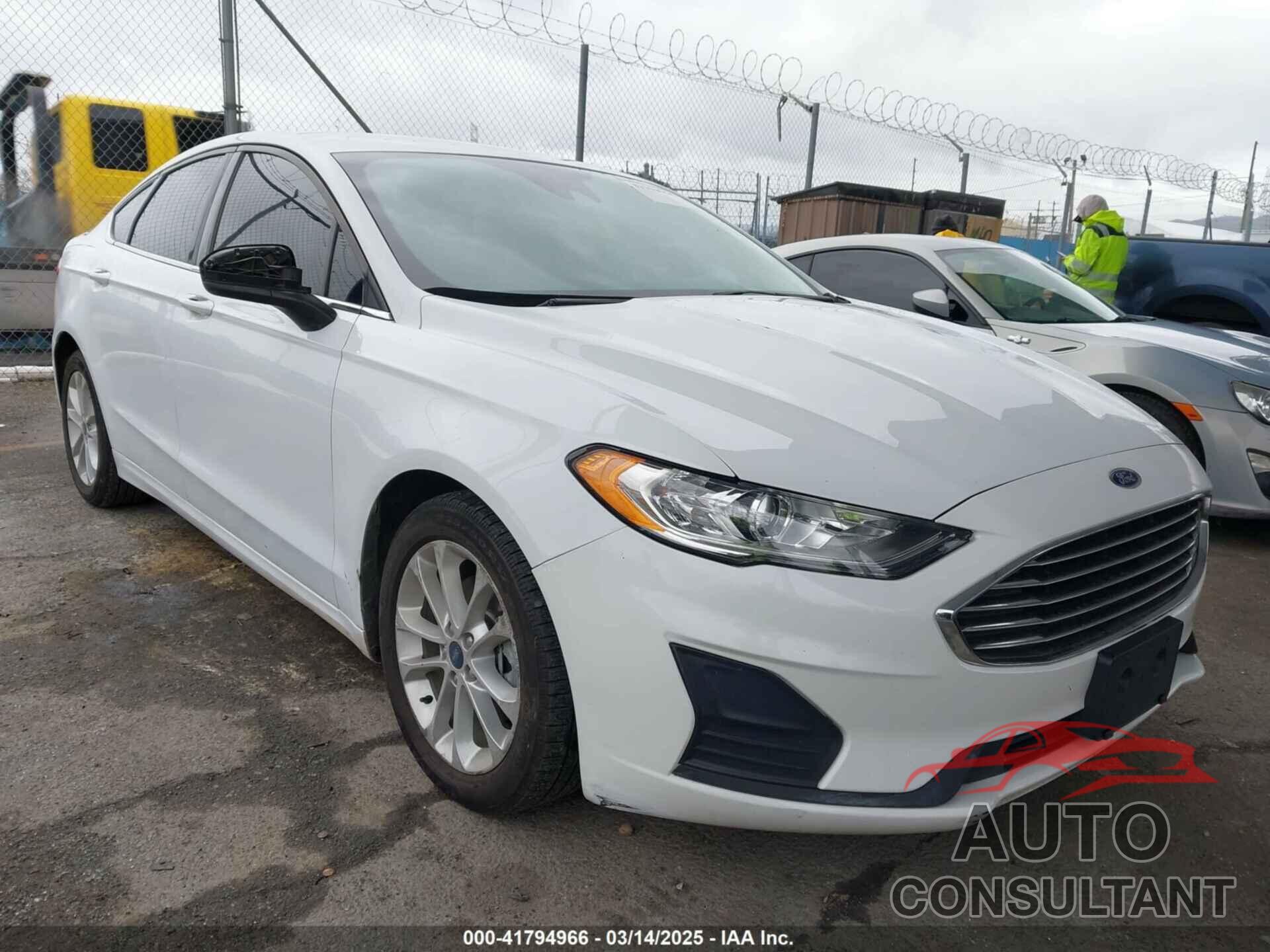 FORD FUSION 2020 - 3FA6P0LU6LR113532