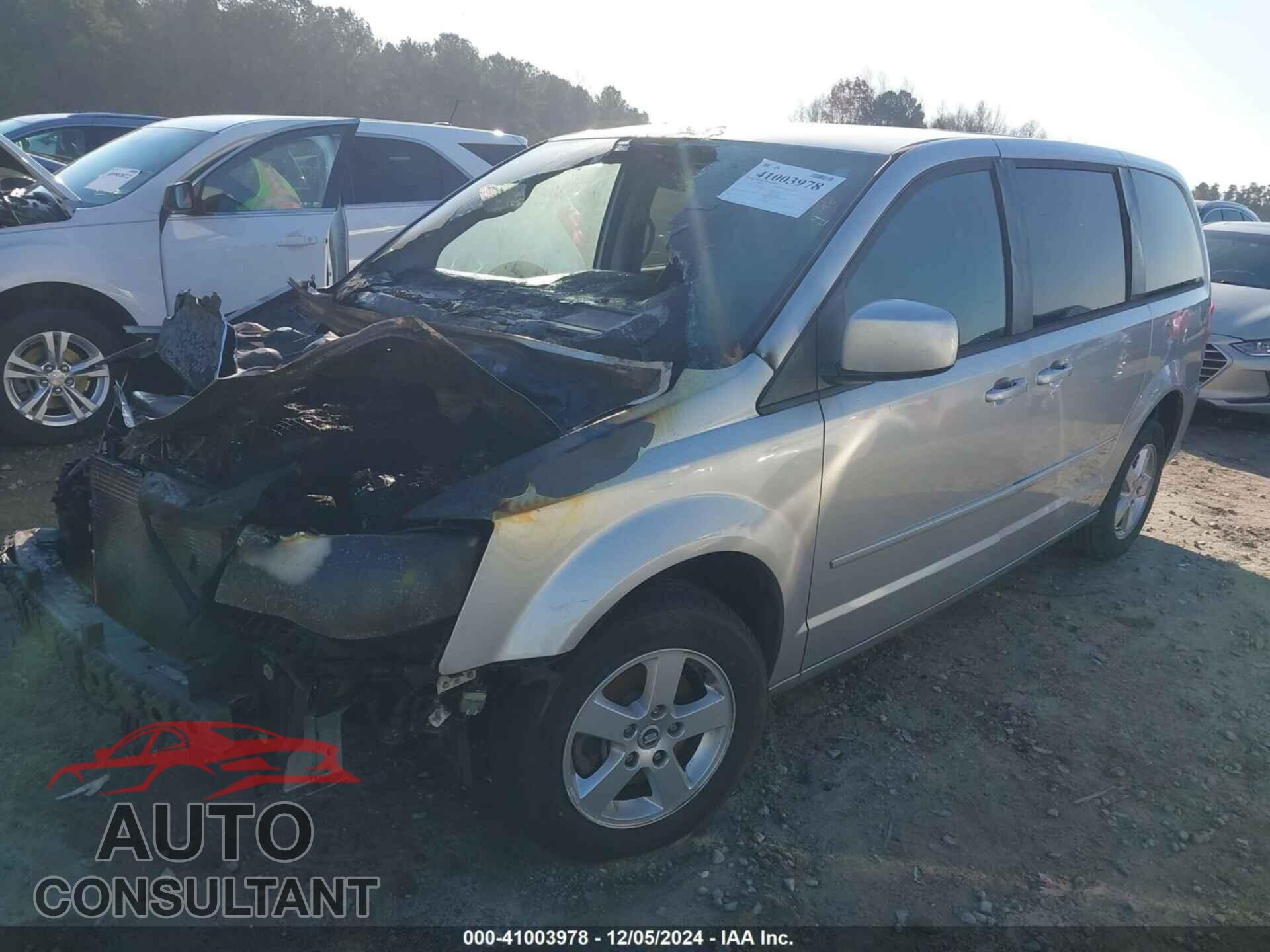 DODGE GRAND CARAVAN 2011 - 2D4RN3DG6BR738530
