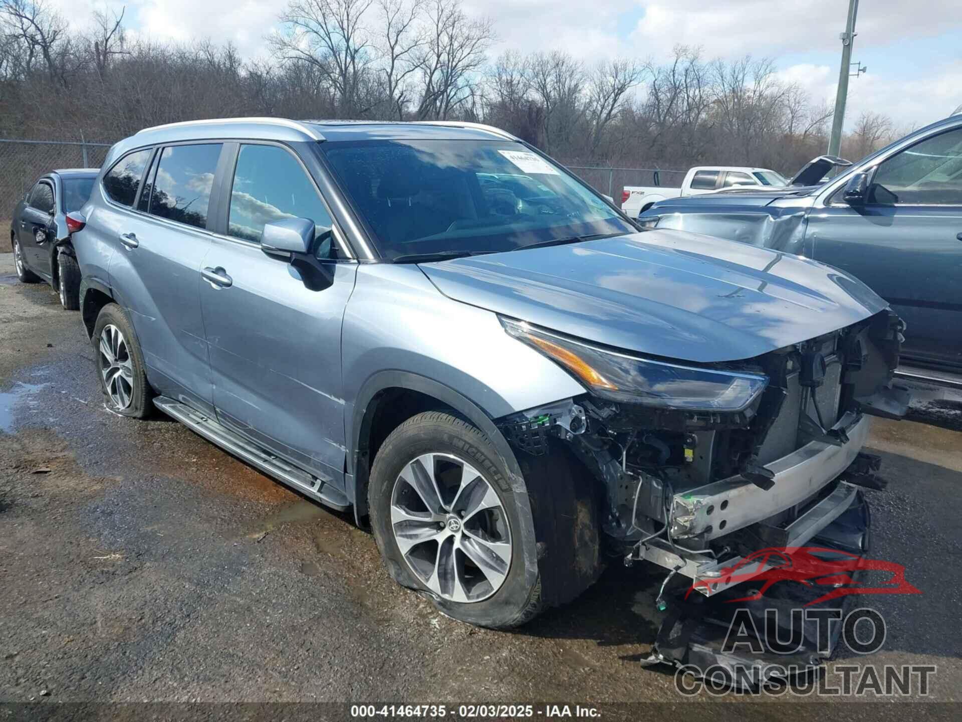 TOYOTA HIGHLANDER 2023 - 5TDKDRAH4PS028204