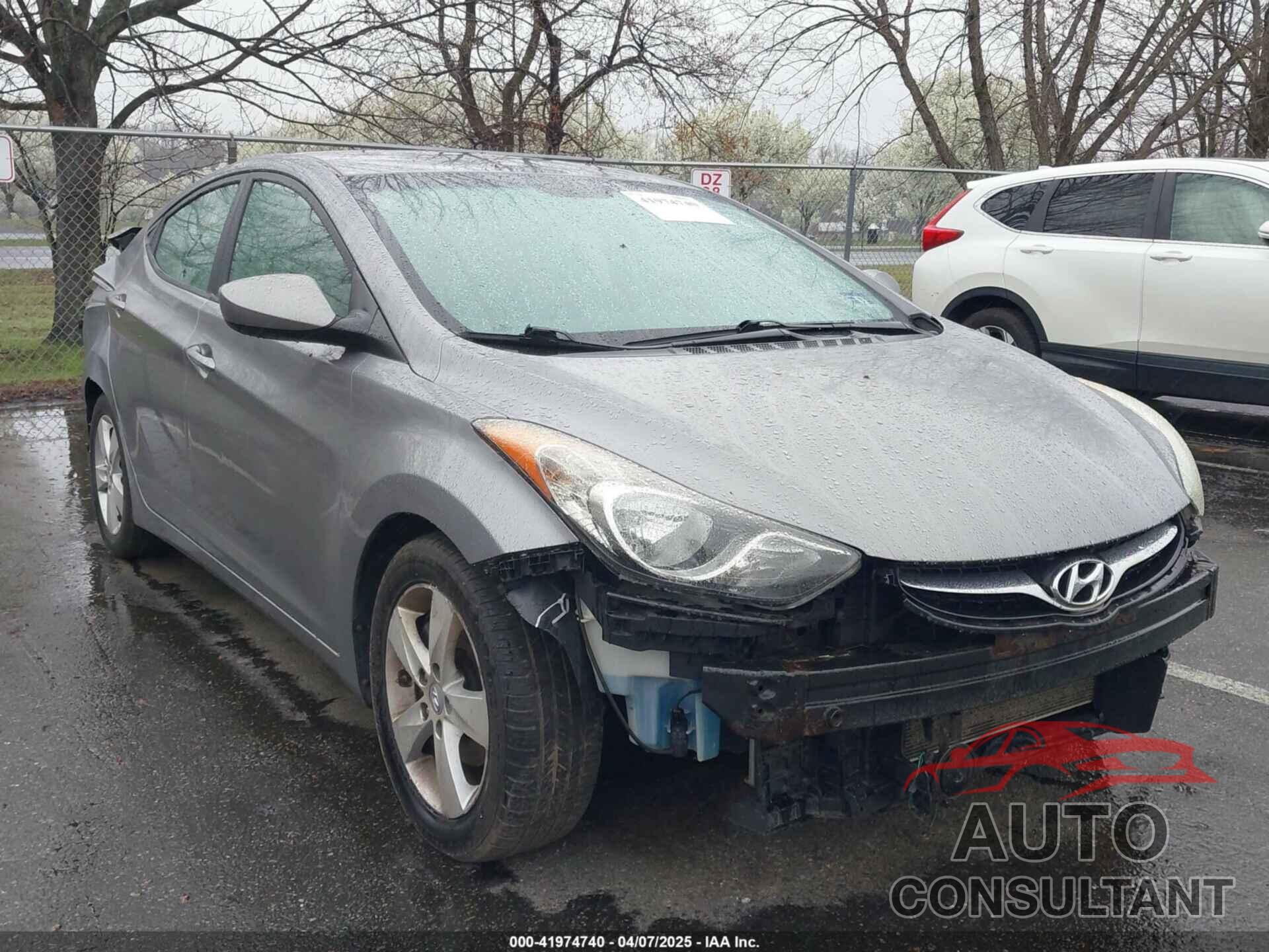HYUNDAI ELANTRA 2011 - KMHDH4AE4BU146727