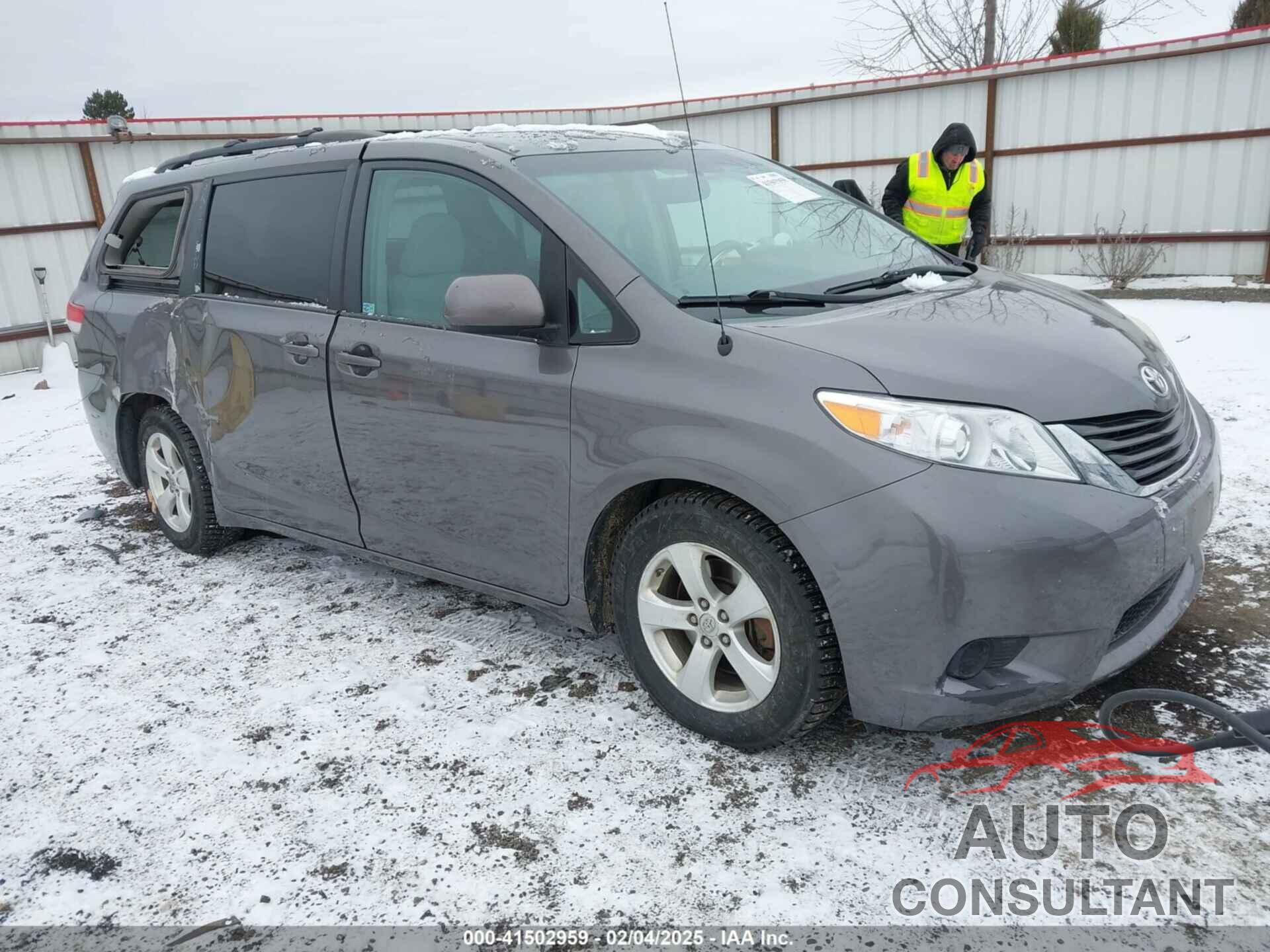 TOYOTA SIENNA 2013 - 5TDKK3DC8DS373749