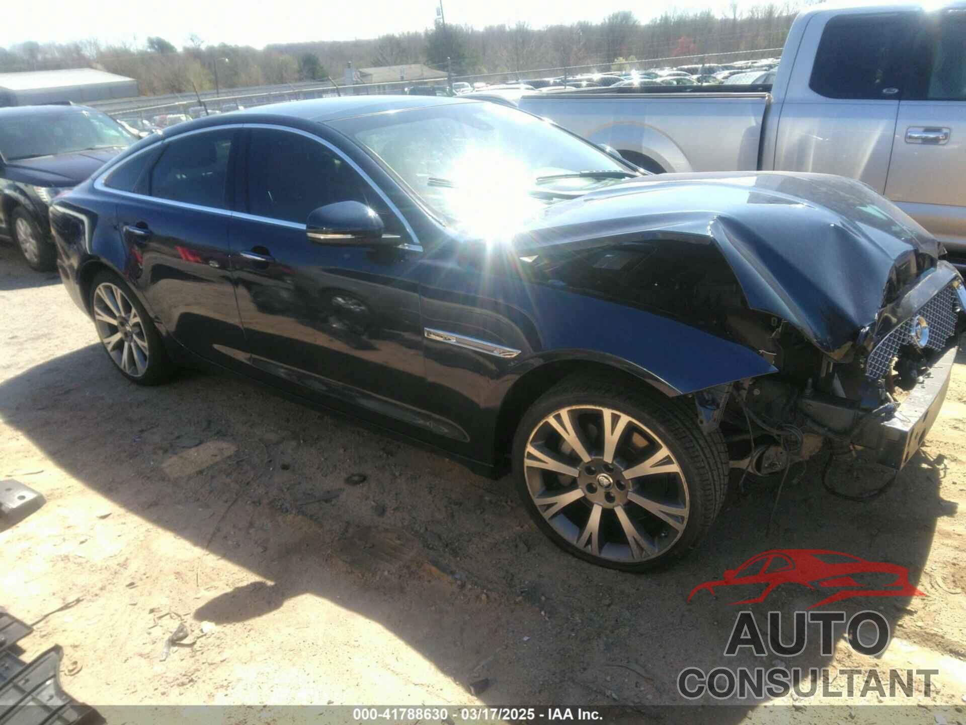 JAGUAR XJ 2011 - SAJWA1CB1BLV05803