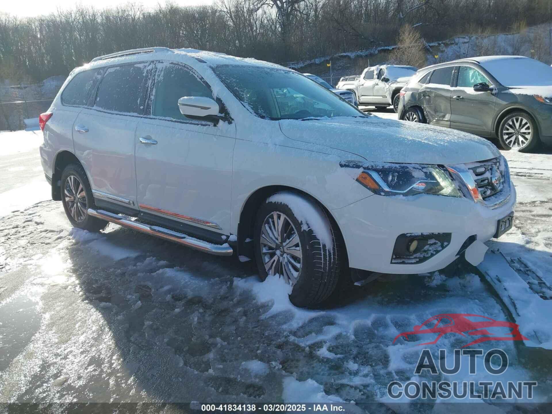 NISSAN PATHFINDER 2017 - 5N1DR2MM9HC673360