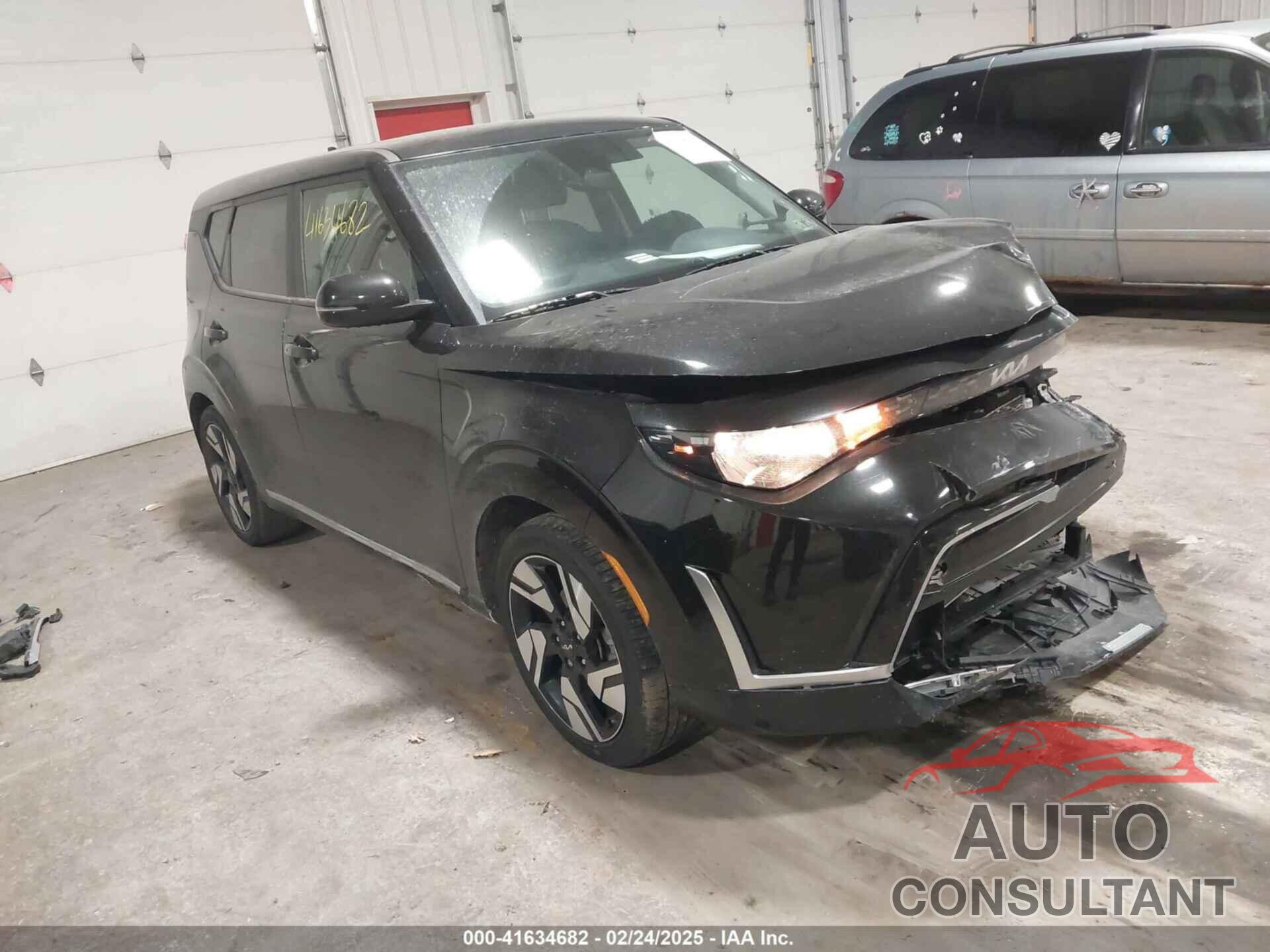 KIA SOUL 2023 - KNDJ53AU5P7844108