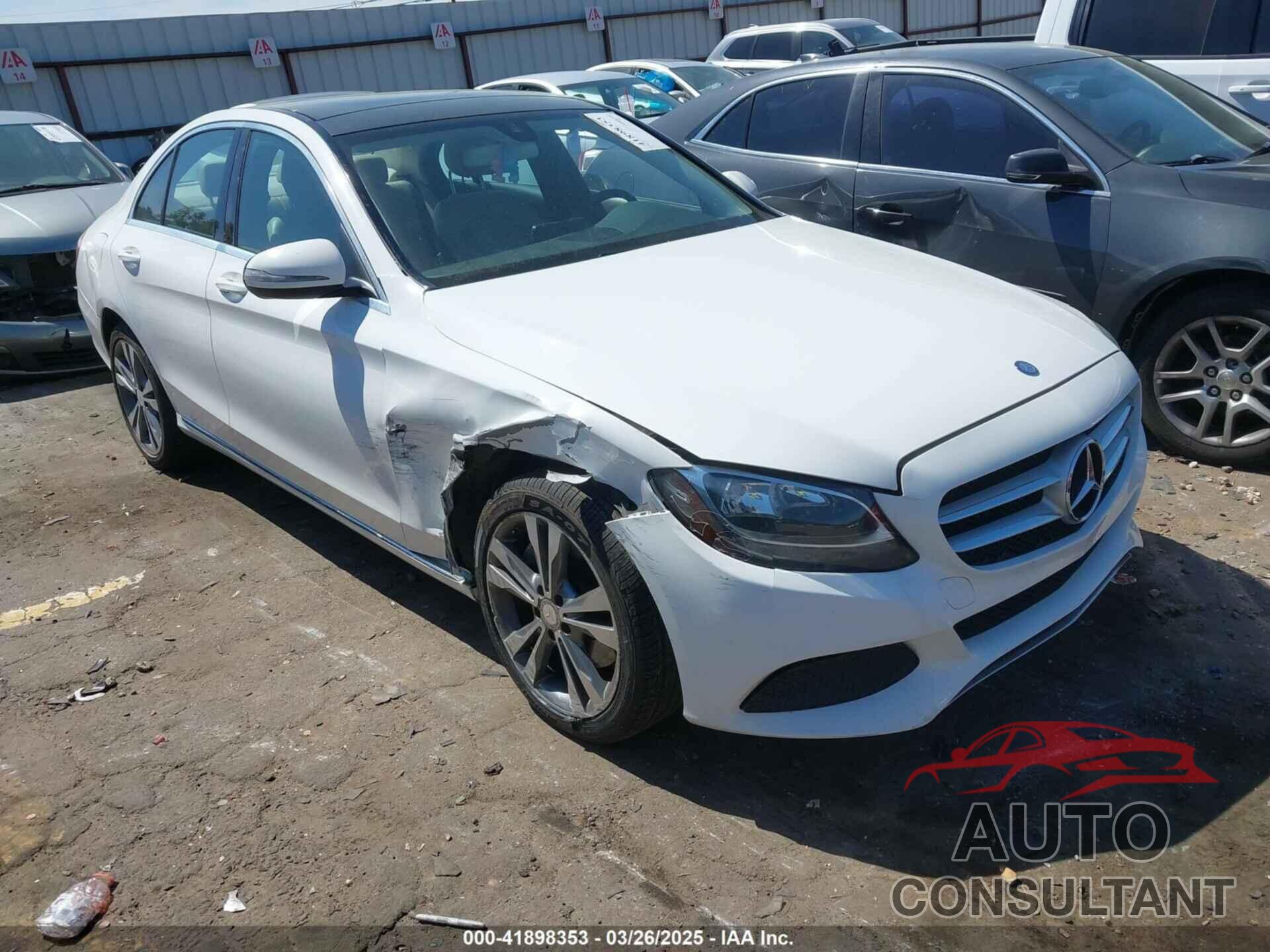 MERCEDES-BENZ C 300 2015 - 55SWF4KB9FU035143
