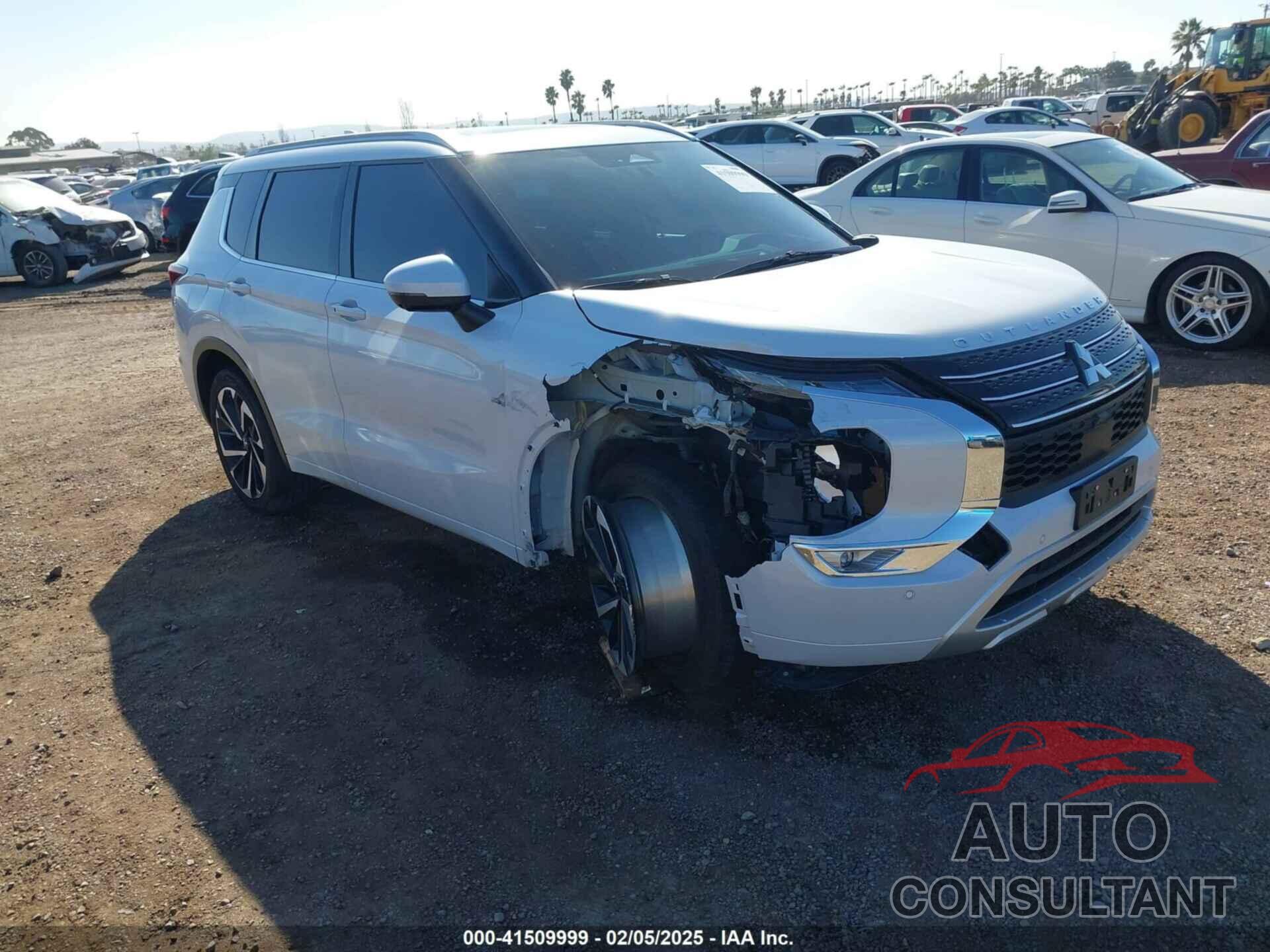 MITSUBISHI OUTLANDER 2022 - JA4J3VA82NZ071081