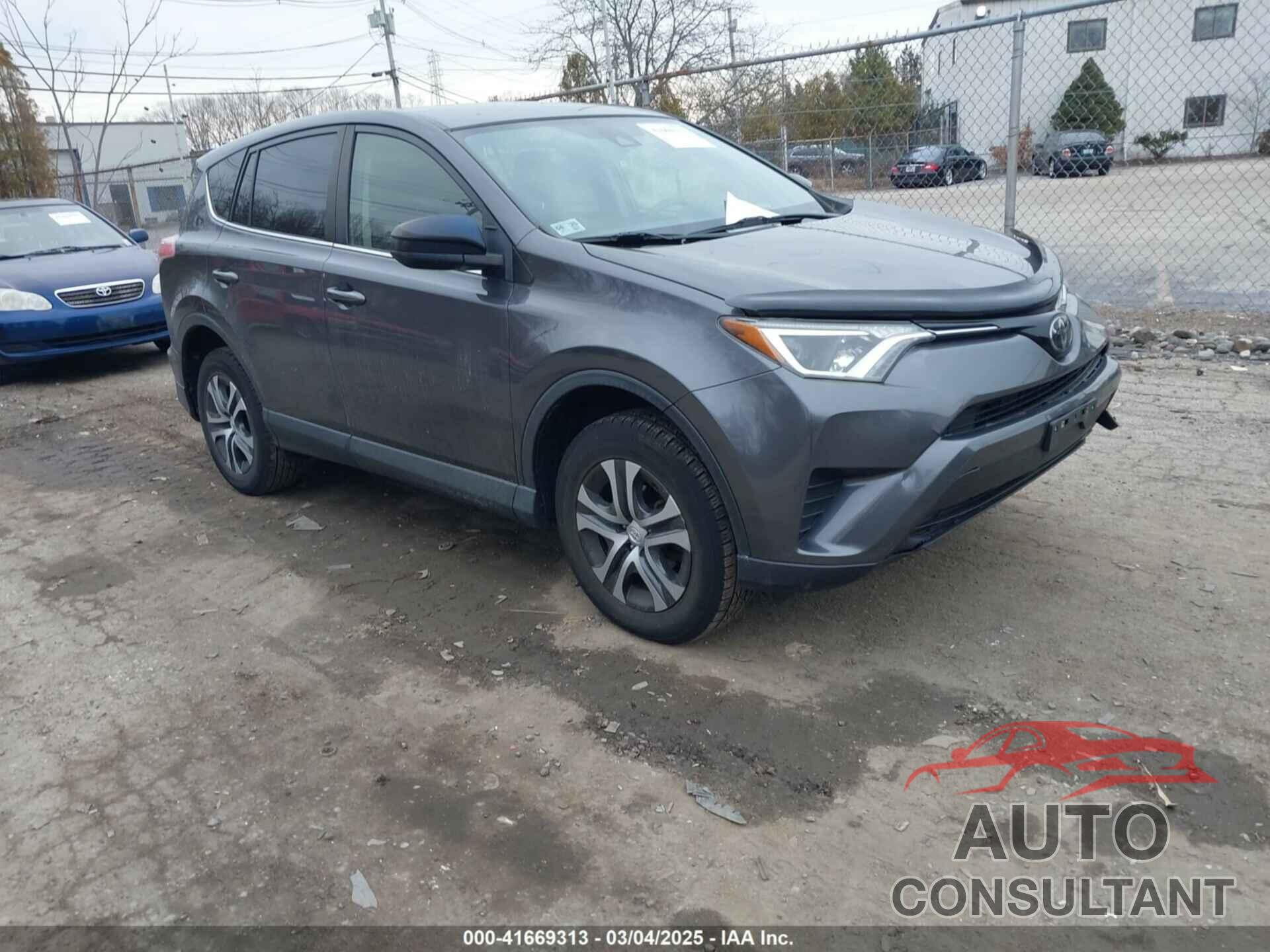 TOYOTA RAV4 2018 - JTMBFREV1JJ215401