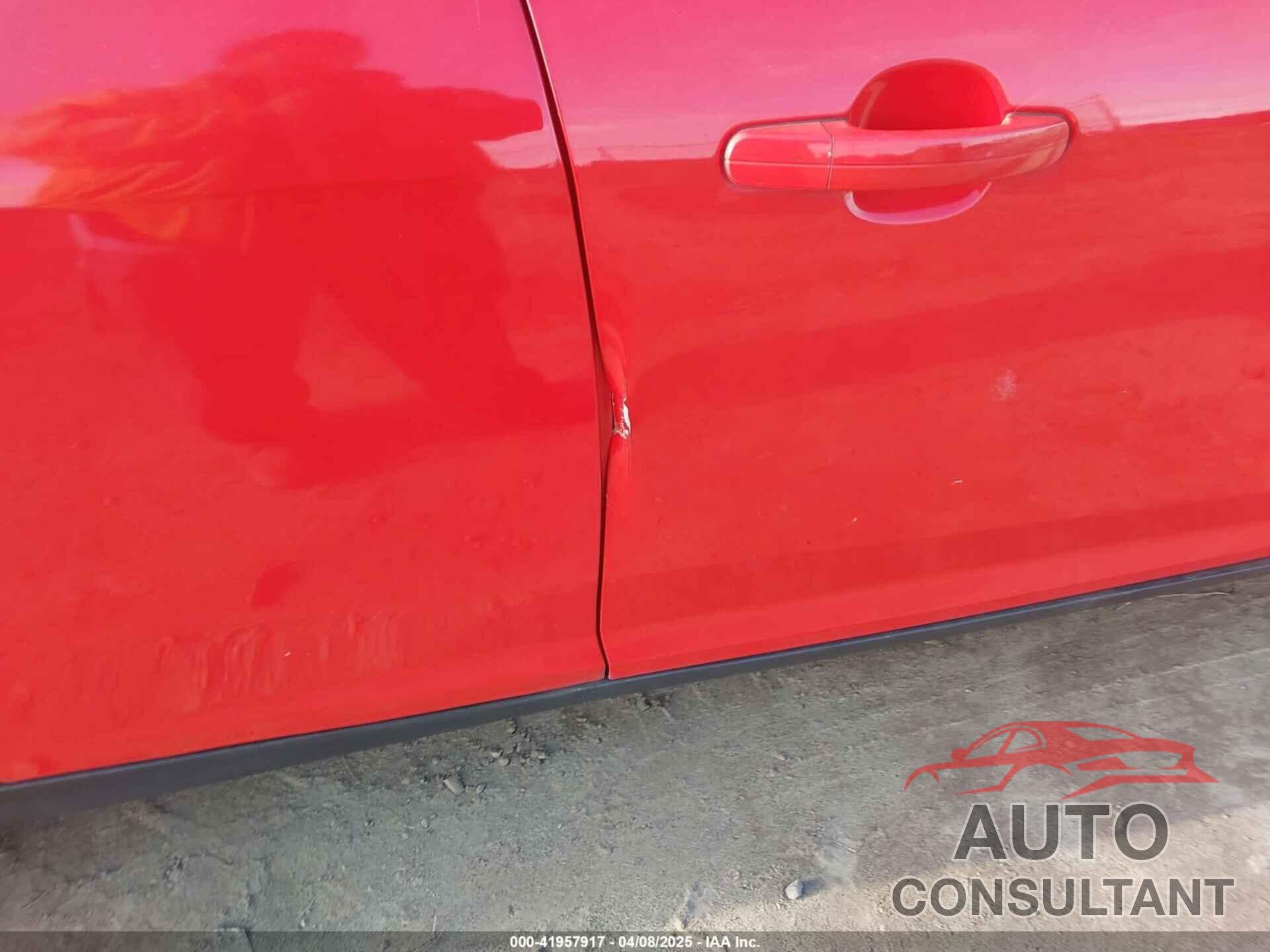 FORD FOCUS 2017 - 1FADP3K23HL259577