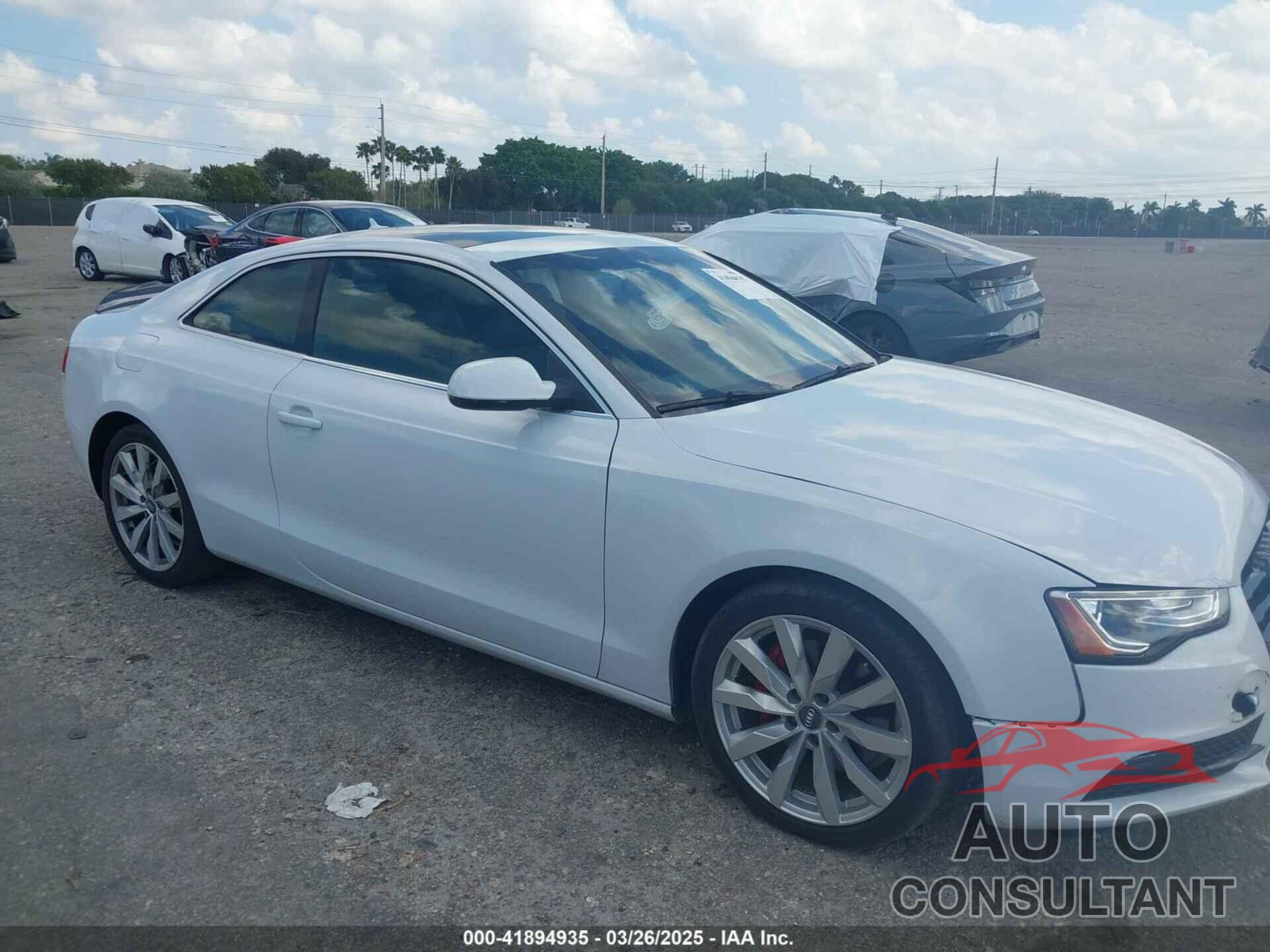 AUDI A5 2013 - WAULFAFR1DA056761