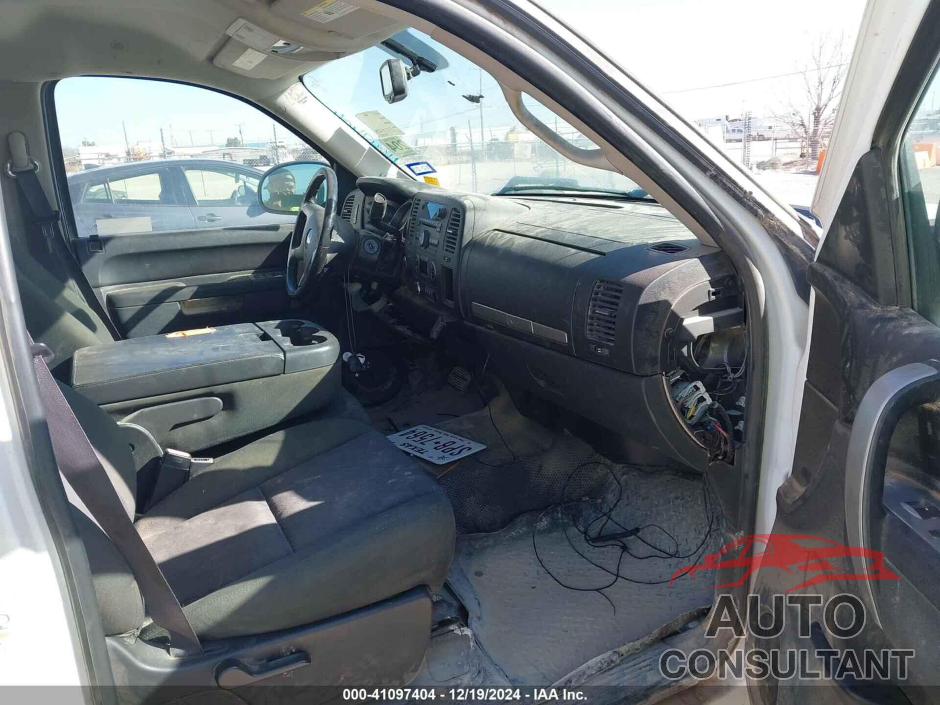 CHEVROLET SILVERADO 1500 2011 - 3GCPKSE38BG372823
