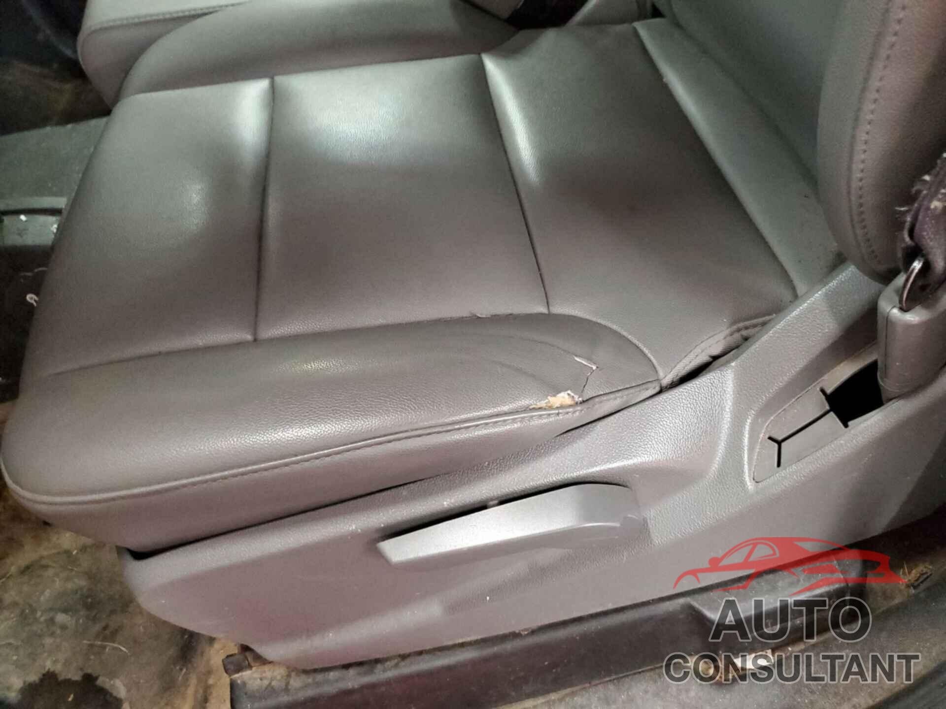 CHEVROLET SILVERADO 2500HD 2017 - 1GC0KUEG8HZ273945
