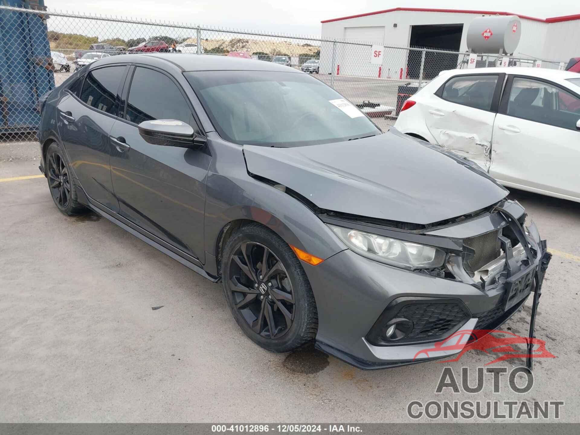 HONDA CIVIC 2017 - SHHFK7H44HU409165