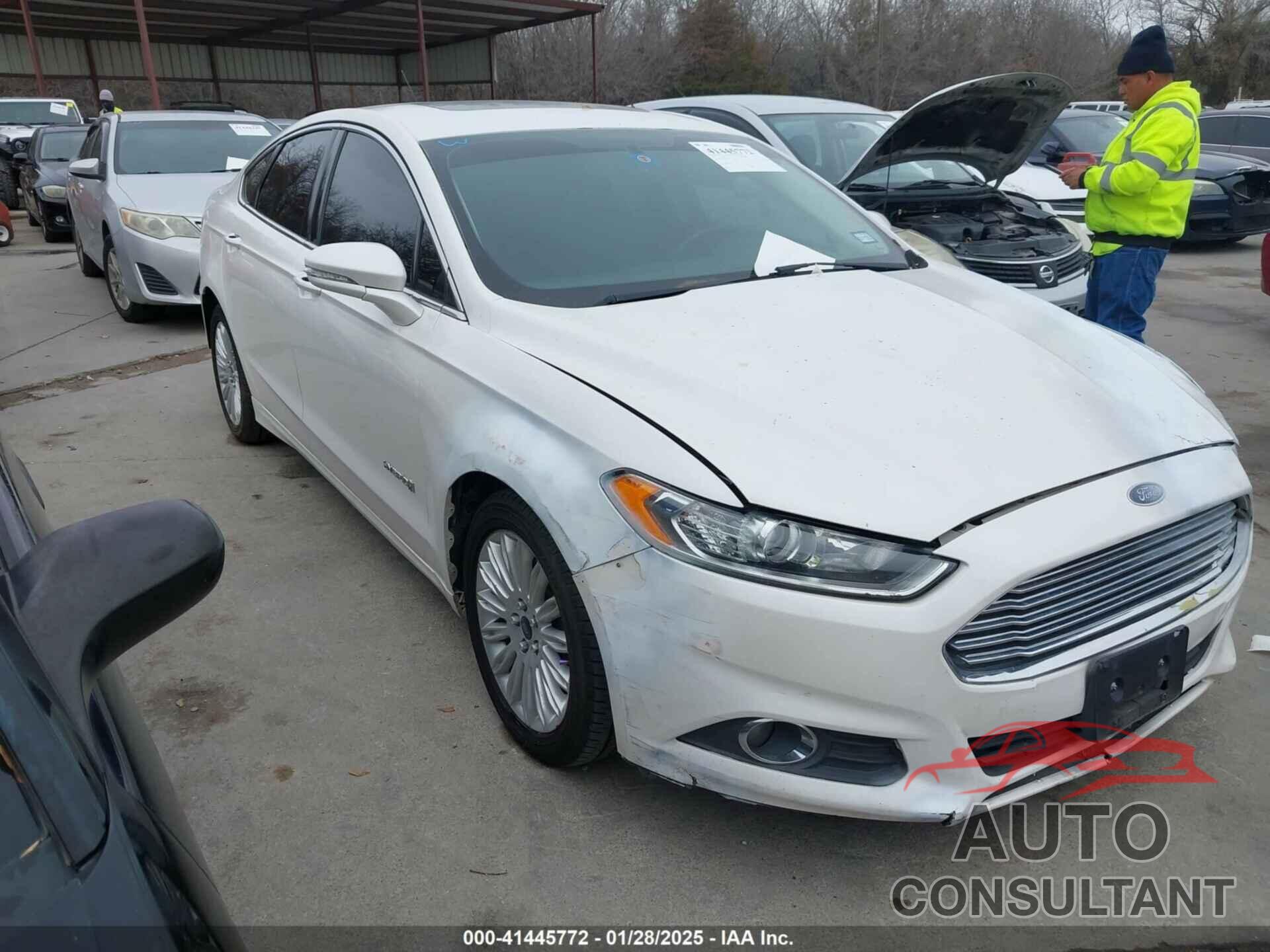 FORD FUSION HYBRID 2015 - 3FA6P0LU8FR199849