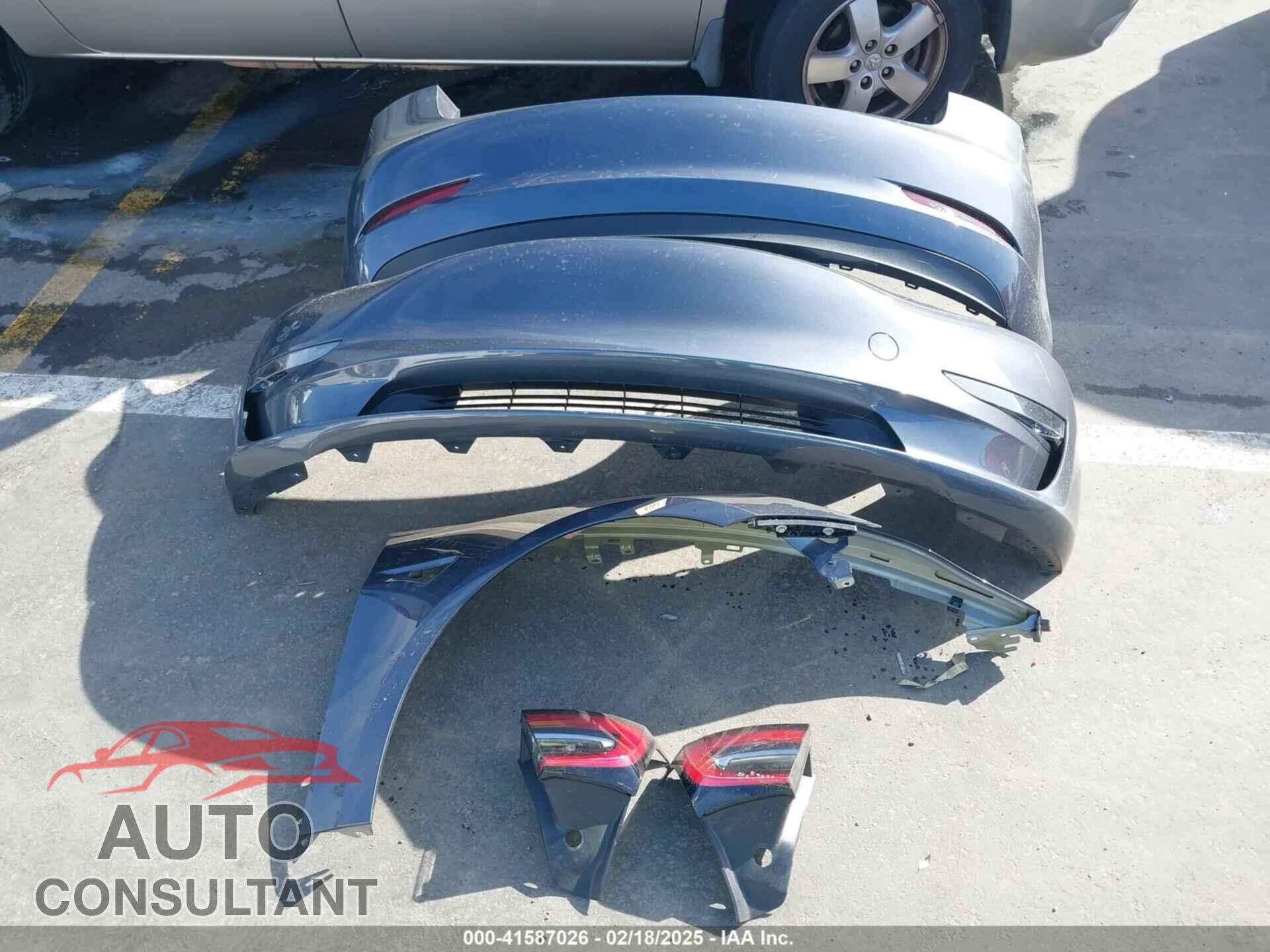 TESLA MODEL 3 2023 - 5YJ3E1EC4PF705449