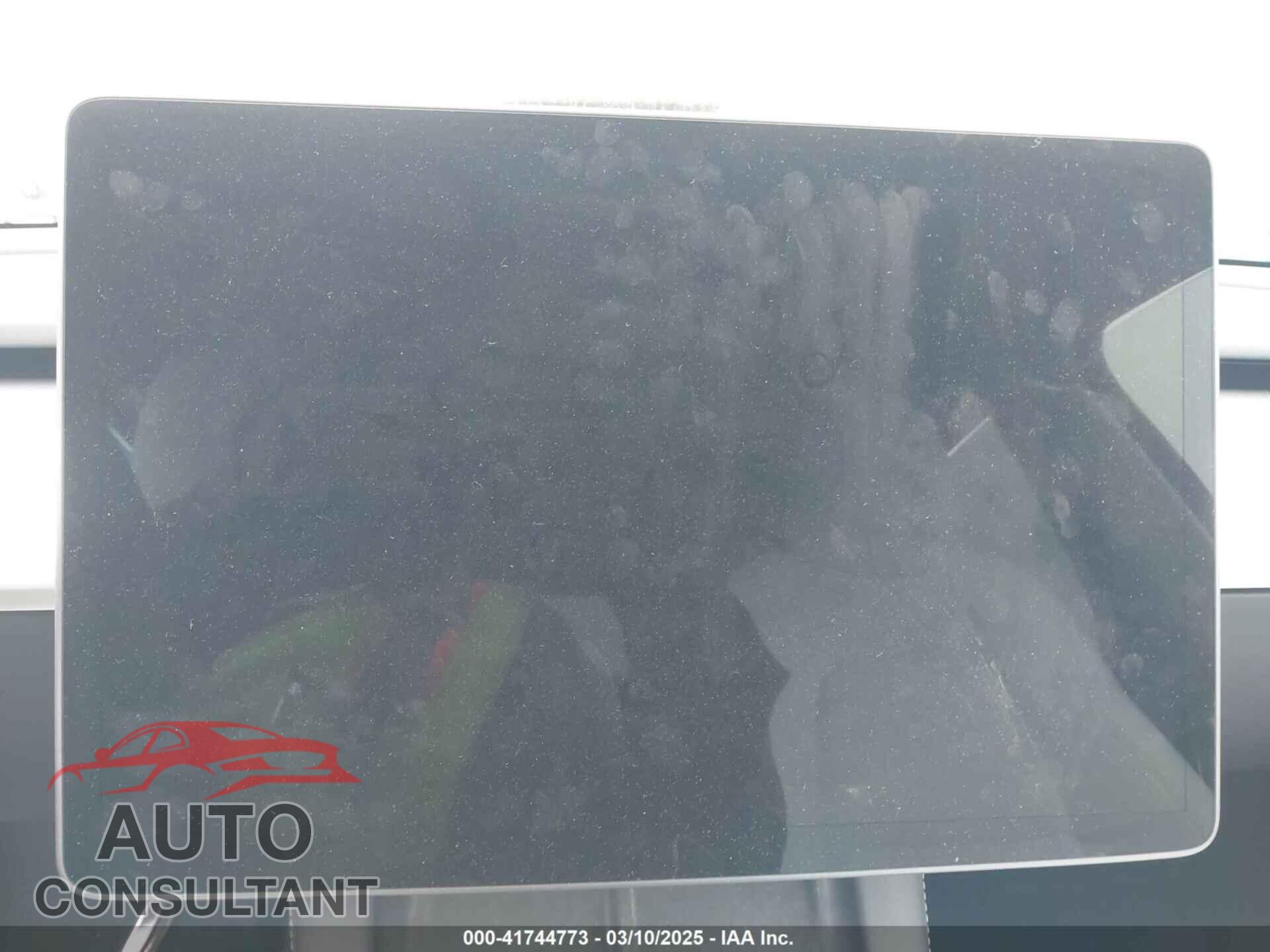 TESLA MODEL Y 2024 - 7SAYGDEEXRF073775