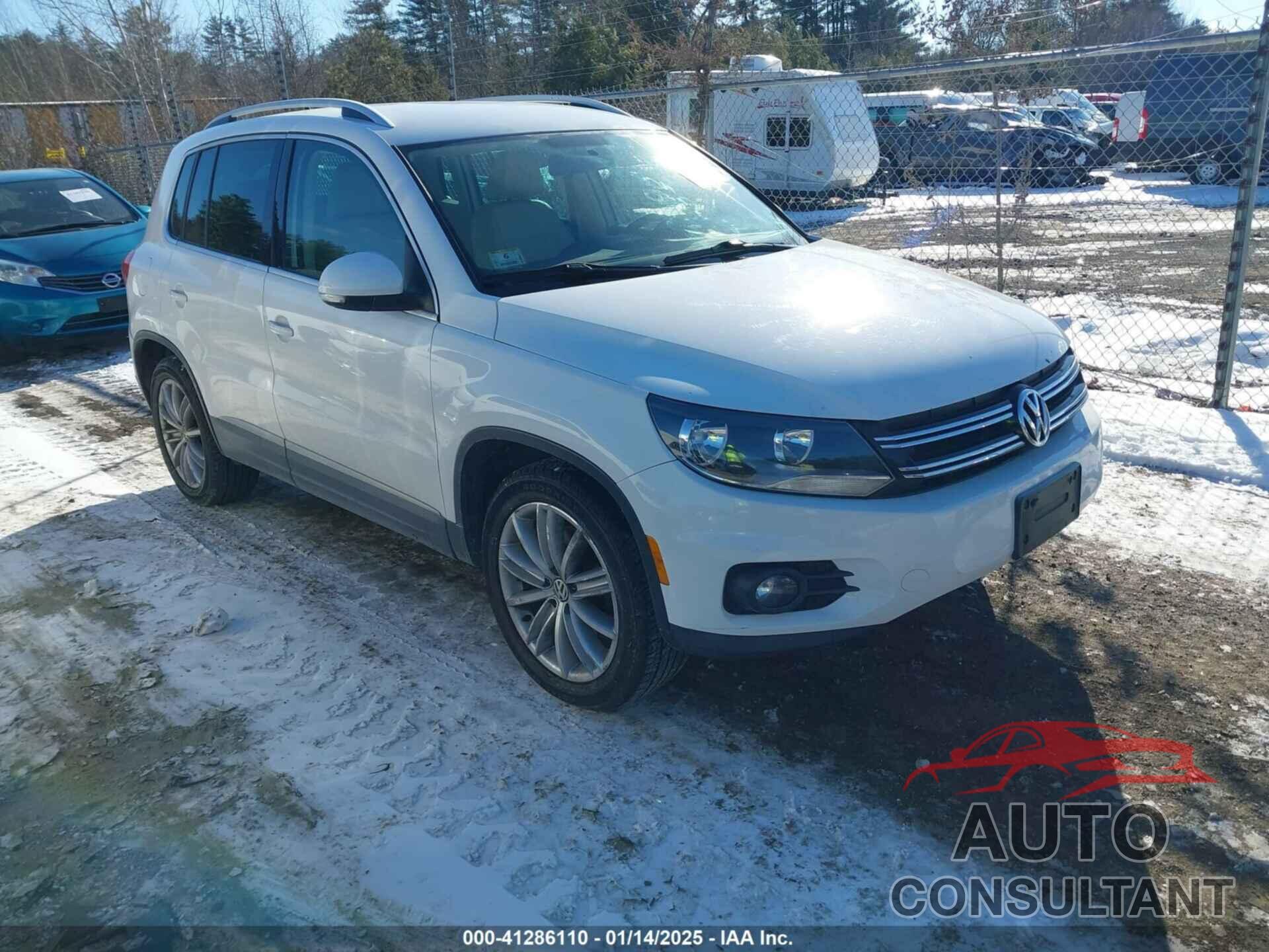 VOLKSWAGEN TIGUAN 2013 - WVGBV3AX0DW053299