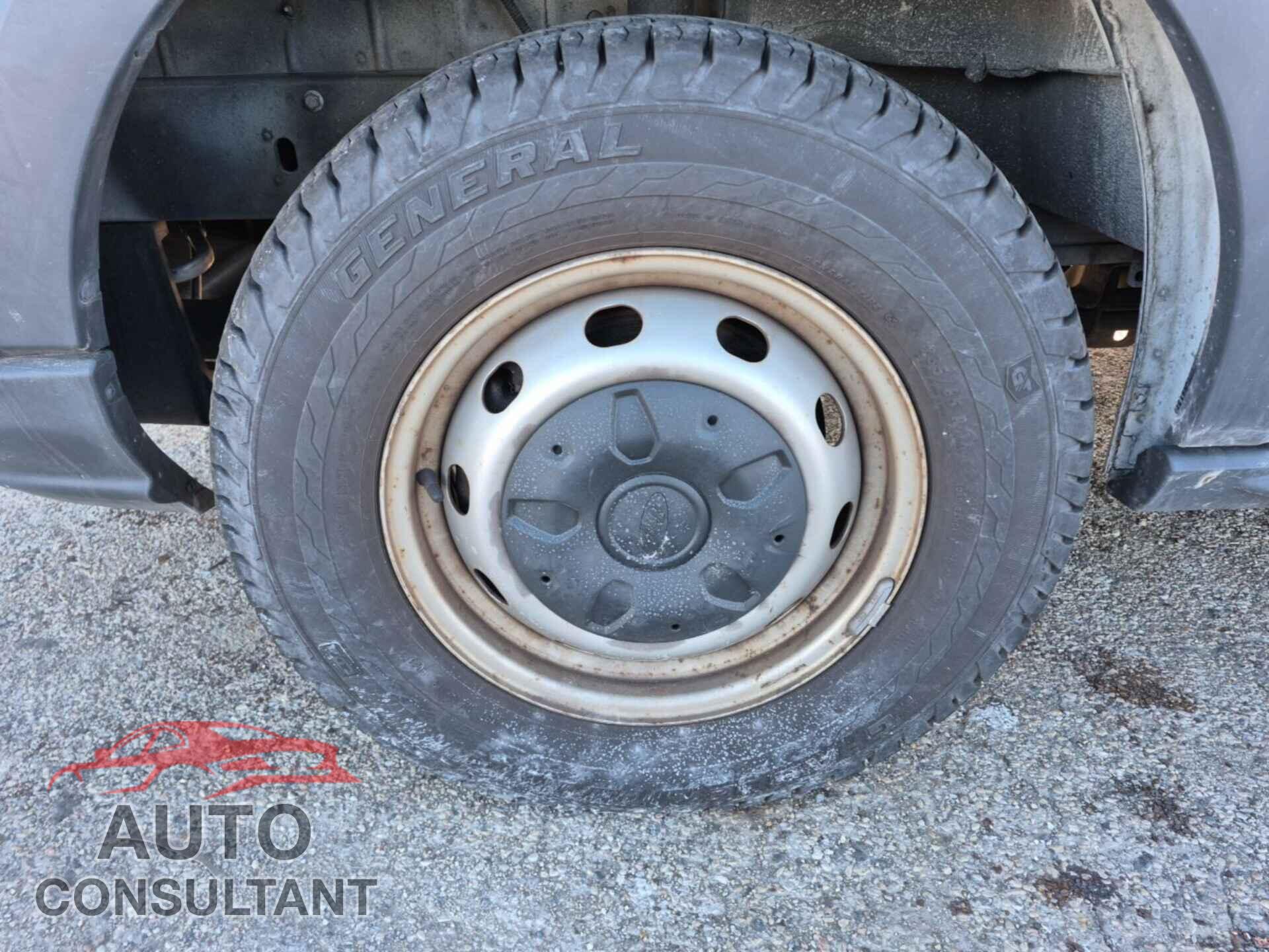 FORD TRANSIT 2017 - 1FTYR1YM3HKA31992