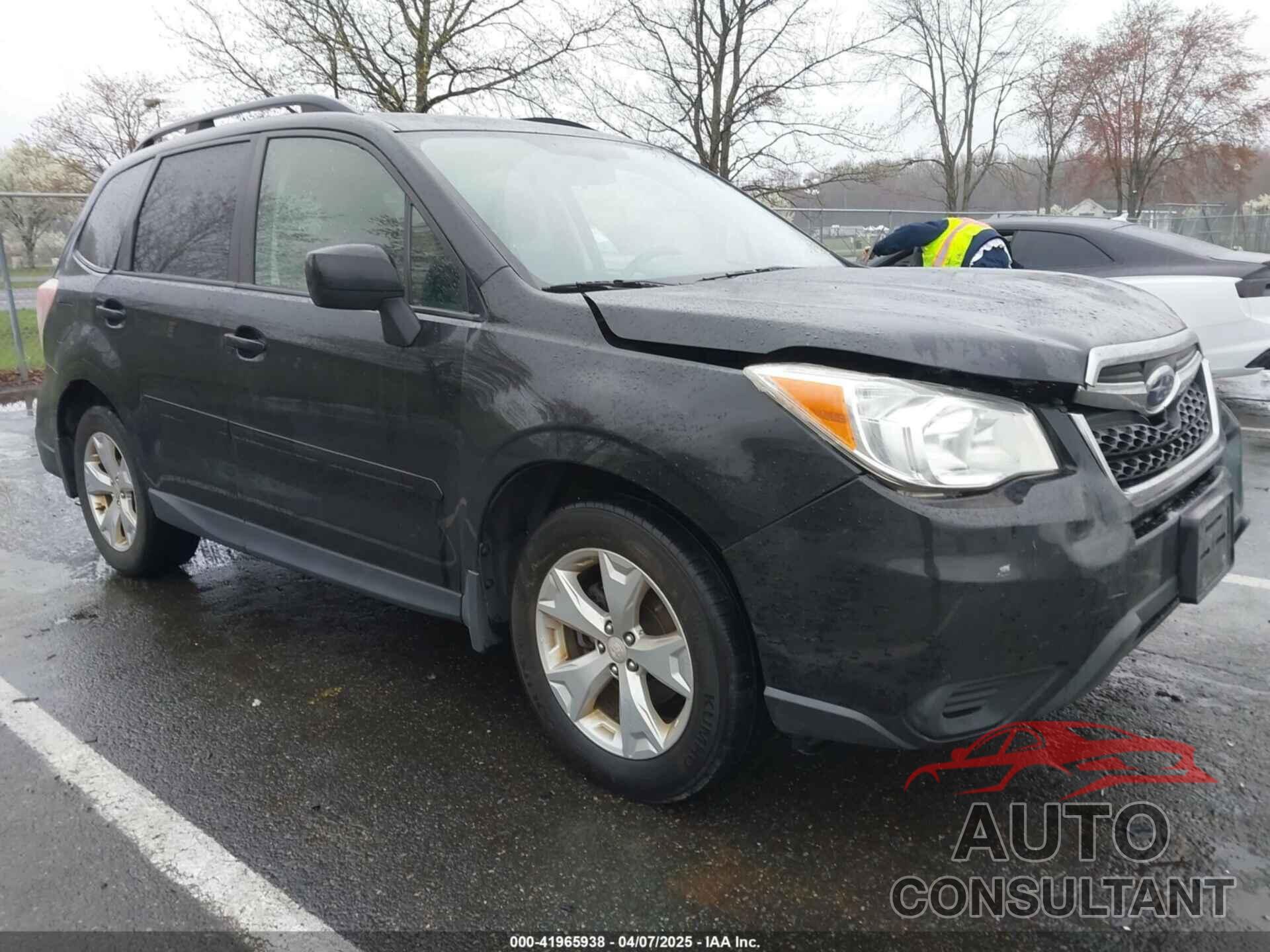 SUBARU FORESTER 2015 - JF2SJADC1FH820888