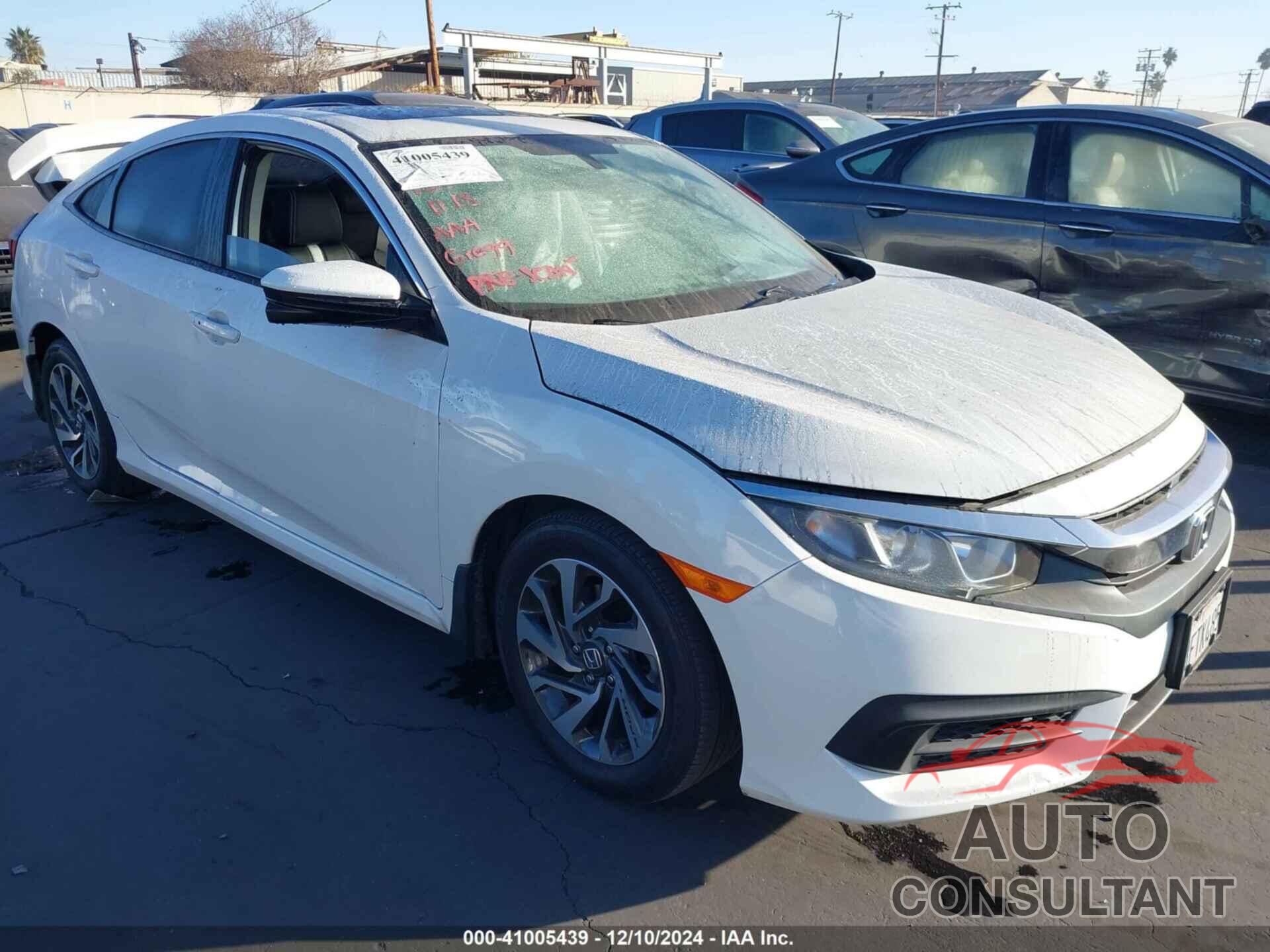 HONDA CIVIC 2018 - 19XFC2F75JE207901