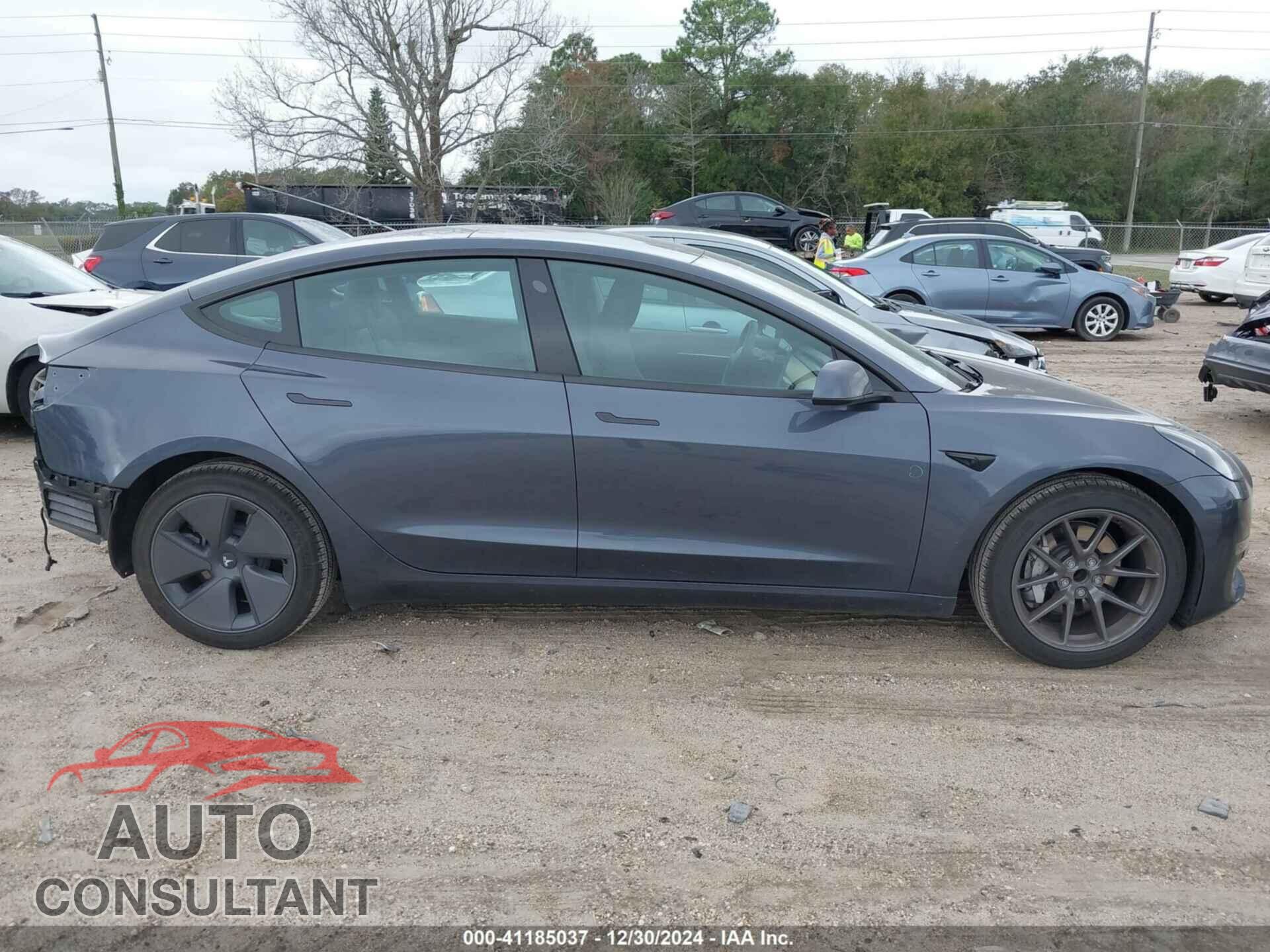 TESLA MODEL 3 2023 - 5YJ3E1EA0PF705009