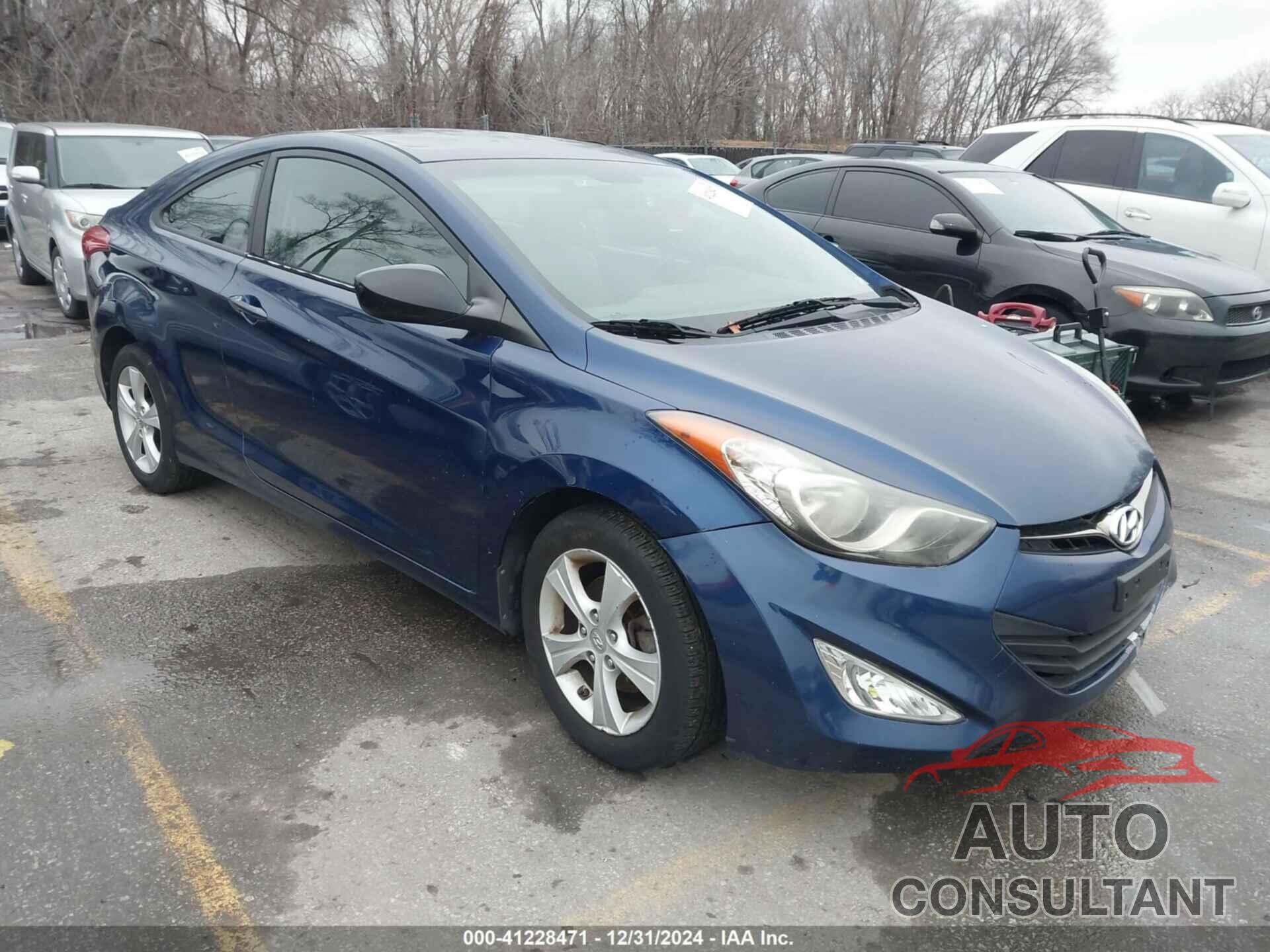 HYUNDAI ELANTRA 2013 - KMHDH6AE0DU004437