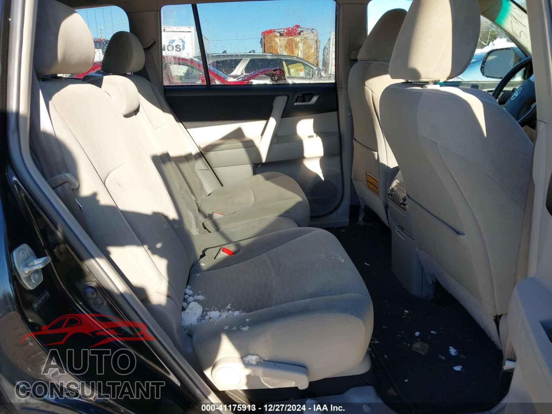 TOYOTA HIGHLANDER 2013 - 5TDBK3EH8DS190166